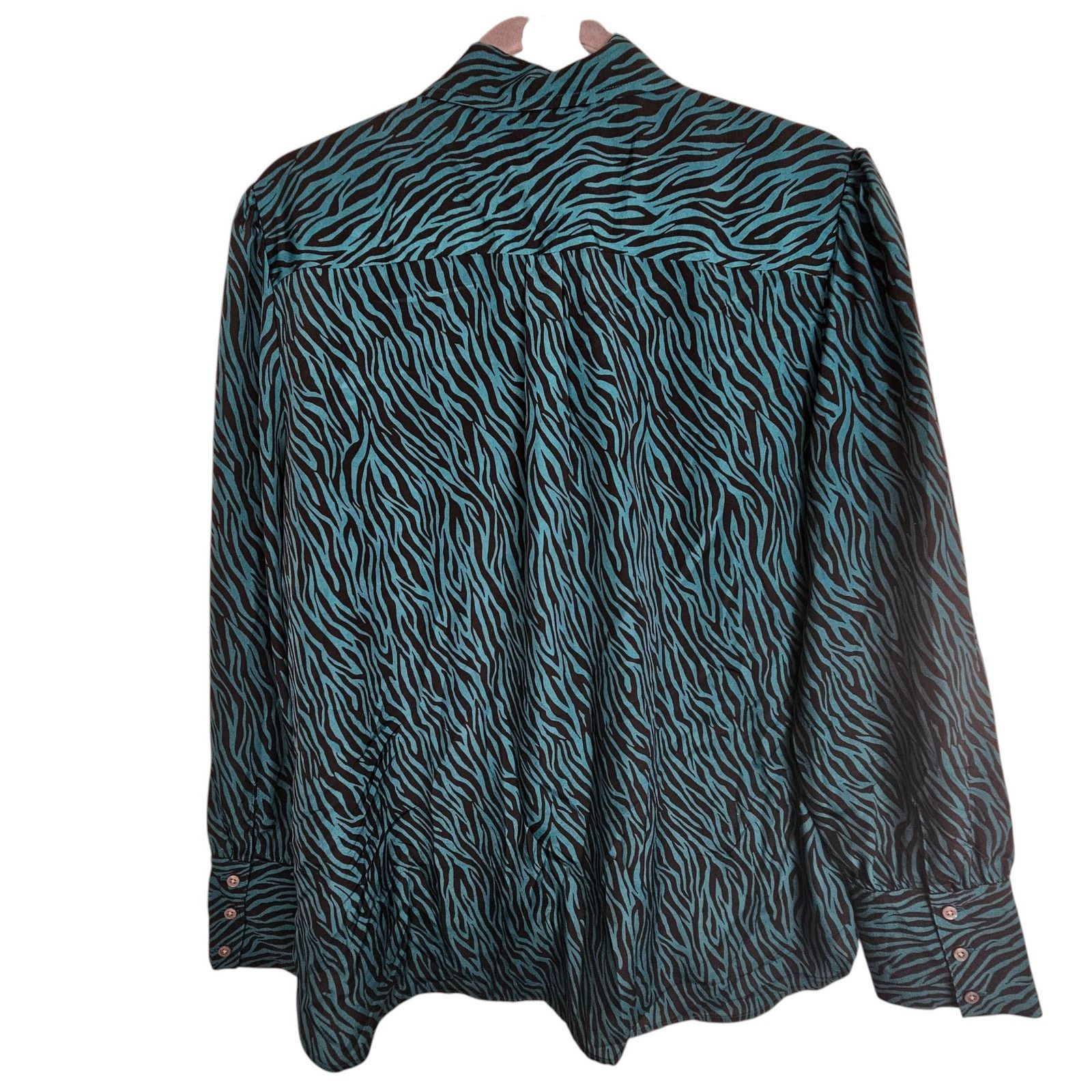 UNTUCKit UNTUCKit Womens Carlyn Zebra Print Shirt Size 14 Career Corp Size XL / US 12-14 / IT 48-50 - 9 Thumbnail