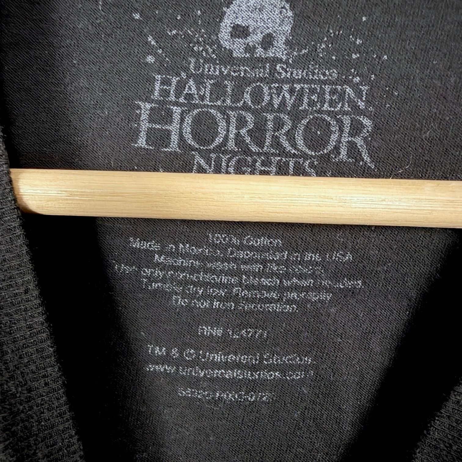 Universal Studios Halloween Horror Nights 2023 Chucky Bloody T-Shirt Men’s XL Size US XL / EU 56 / 4 - 5 Thumbnail