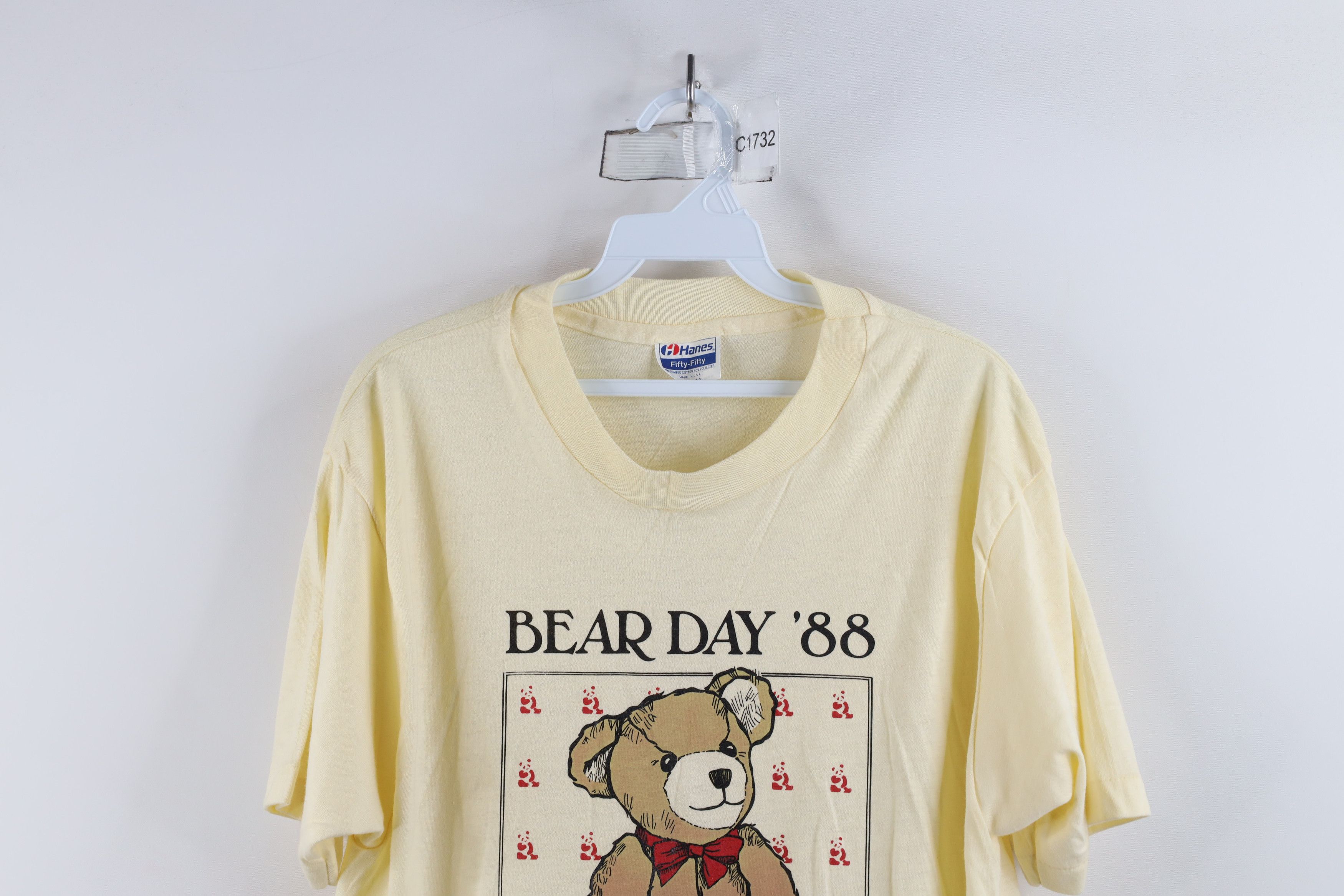 Vintage Vintage 80s Day Toledo Zoo Short Sleeve T-Shirt Yellow USA Size L / US 10 / IT 46 - 2 Thumbnail
