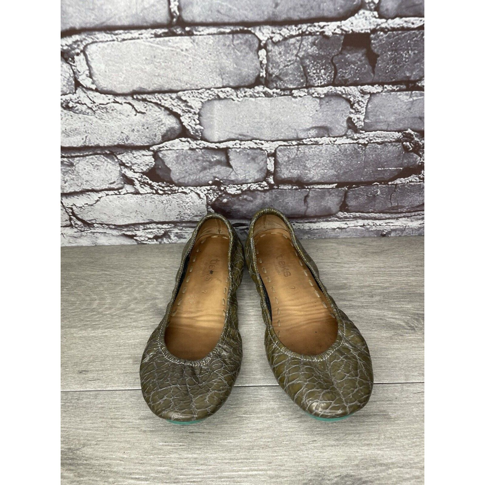 Other Tieks Green Grey Leather Croc Patent Leather Ballet Flats Sh Size US 7 / IT 37 - 2 Thumbnail