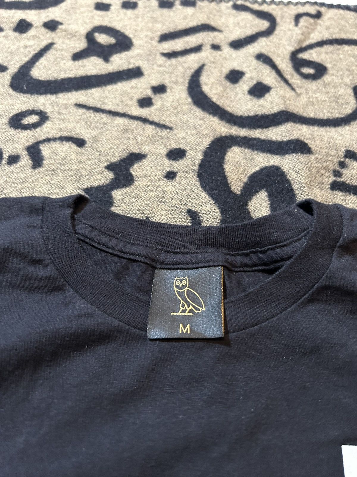 October's Very Own 2015 Prayer hand 6 Tshirt Size US M / EU 48-50 / 2 - 3 Thumbnail