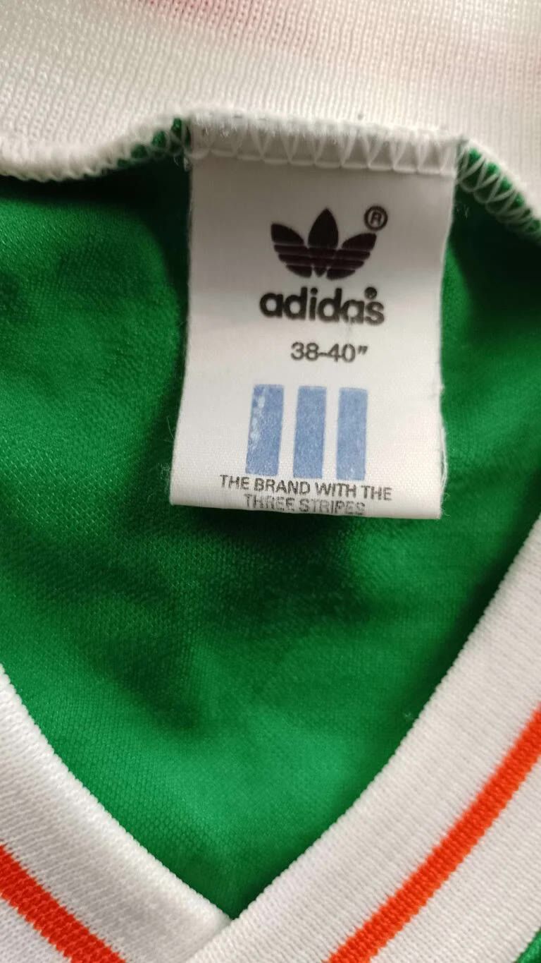 Adidas Ireland 1990-92 Adidas home football jersey size M Size US M / EU 48-50 / 2 - 4 Thumbnail