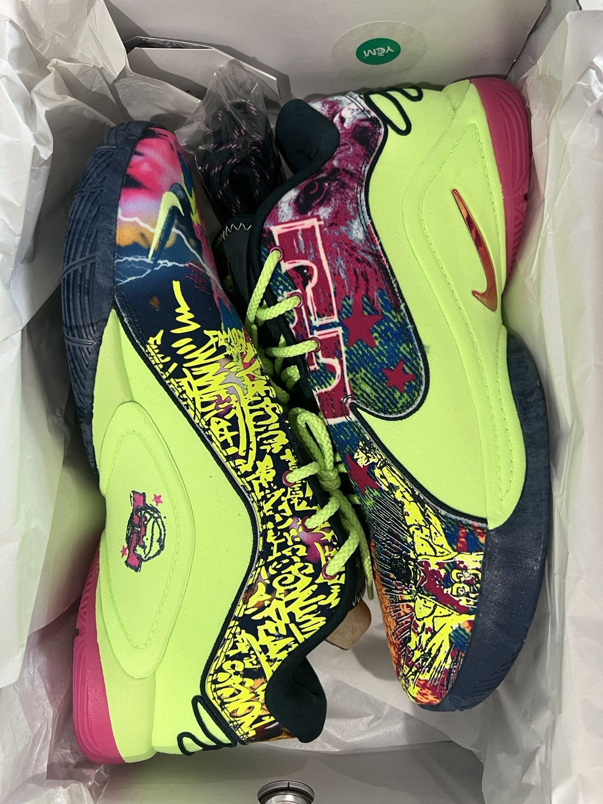 Nike Nike LeBron 22 Bryce’s World Size 13 New Sneakers HV8451-400 Size US 13 / EU 46 - 11 Thumbnail