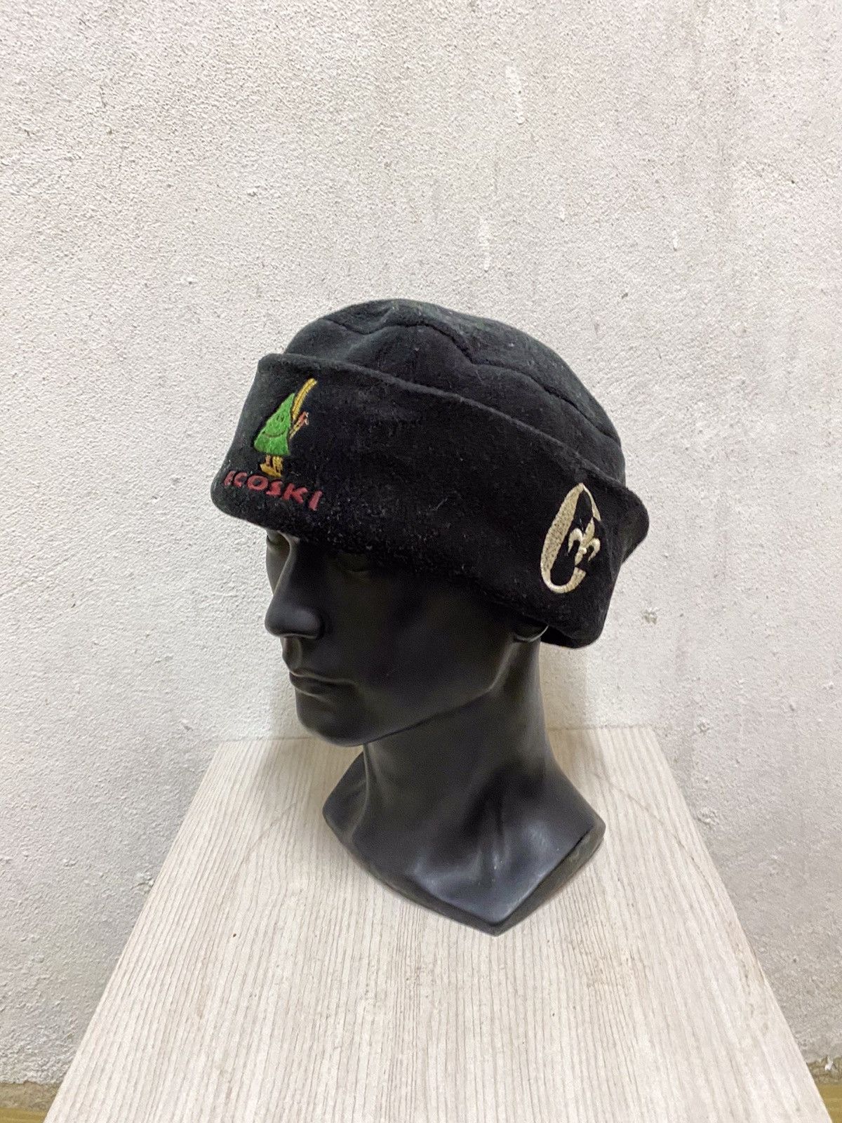 Conte of Florence Conte Of Florence Small Logo Beanie Hat Size ONE SIZE - 3 Thumbnail