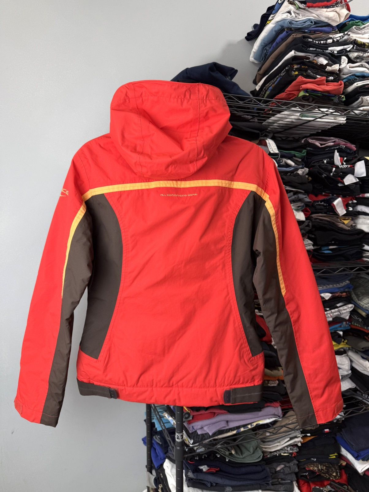 Nike ACG Beautiful Vintage Nike ACG Jacket Oak Gorpcore Ley Size S / US 4 / IT 40 - 2 Thumbnail