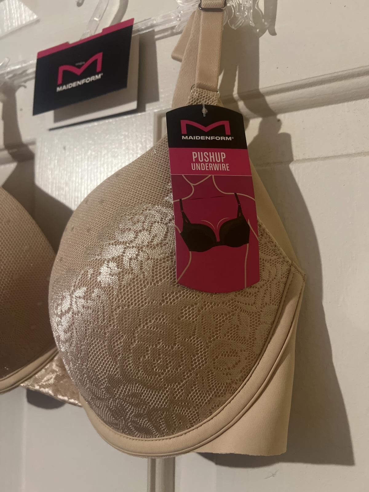 Other Maidenform Pushup Underwire Bra Size 36C Beige Size ONE SIZE - 2 Thumbnail