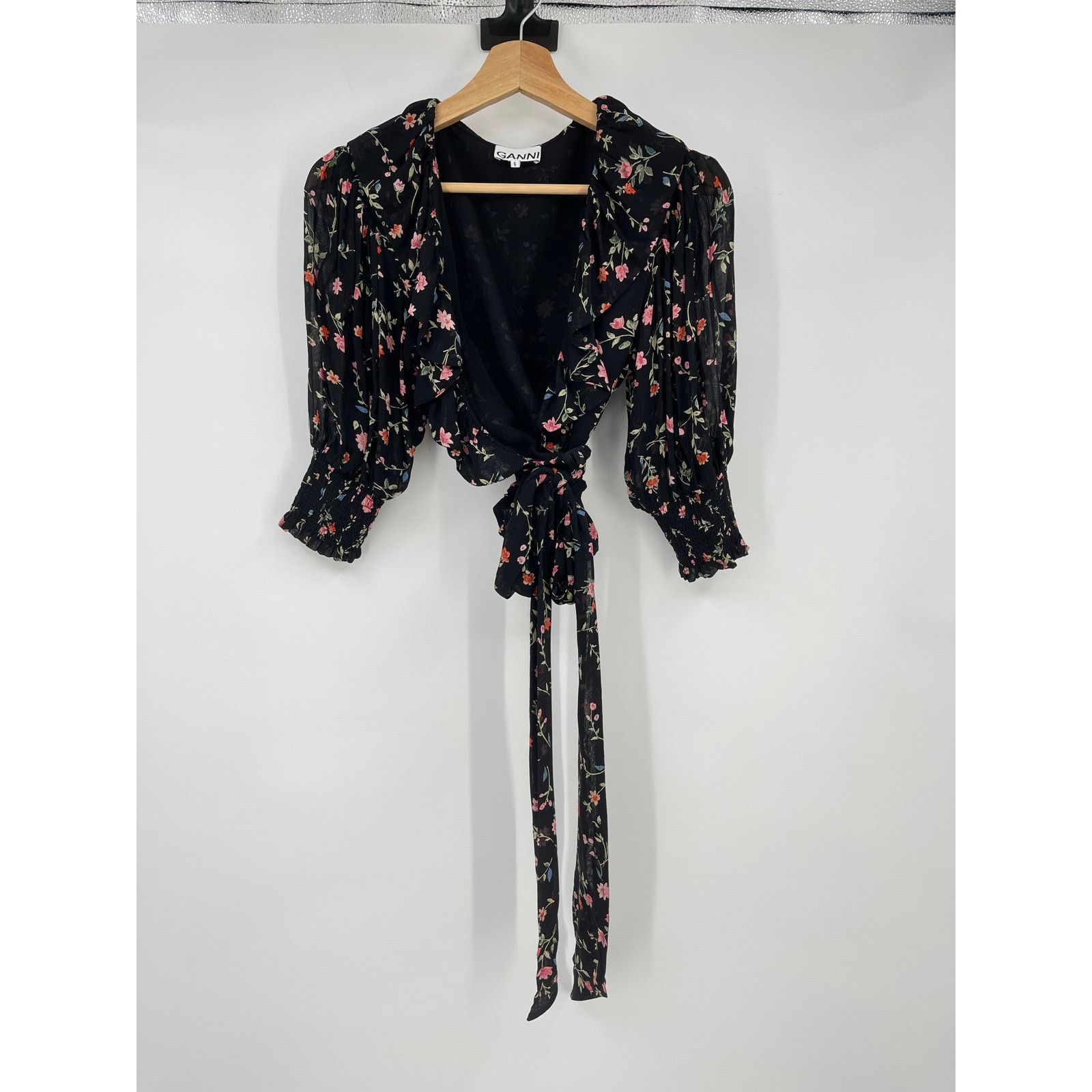 Ganni GANNI | Elm Floral Wrap Top in Black Pink Chiffon 36 / S Size S / US 4 / IT 40 - 5 Thumbnail