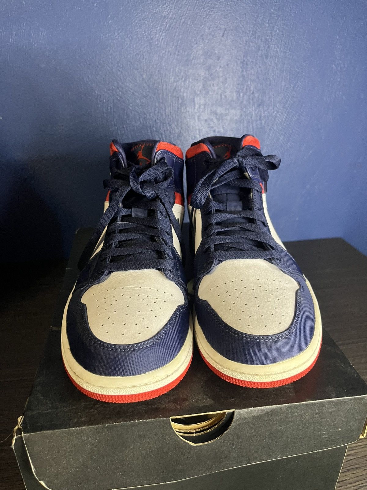 Jordan Brand Jordan 1 Mid SE “Olympic” Size US 9 / EU 42 - 1 Thumbnail