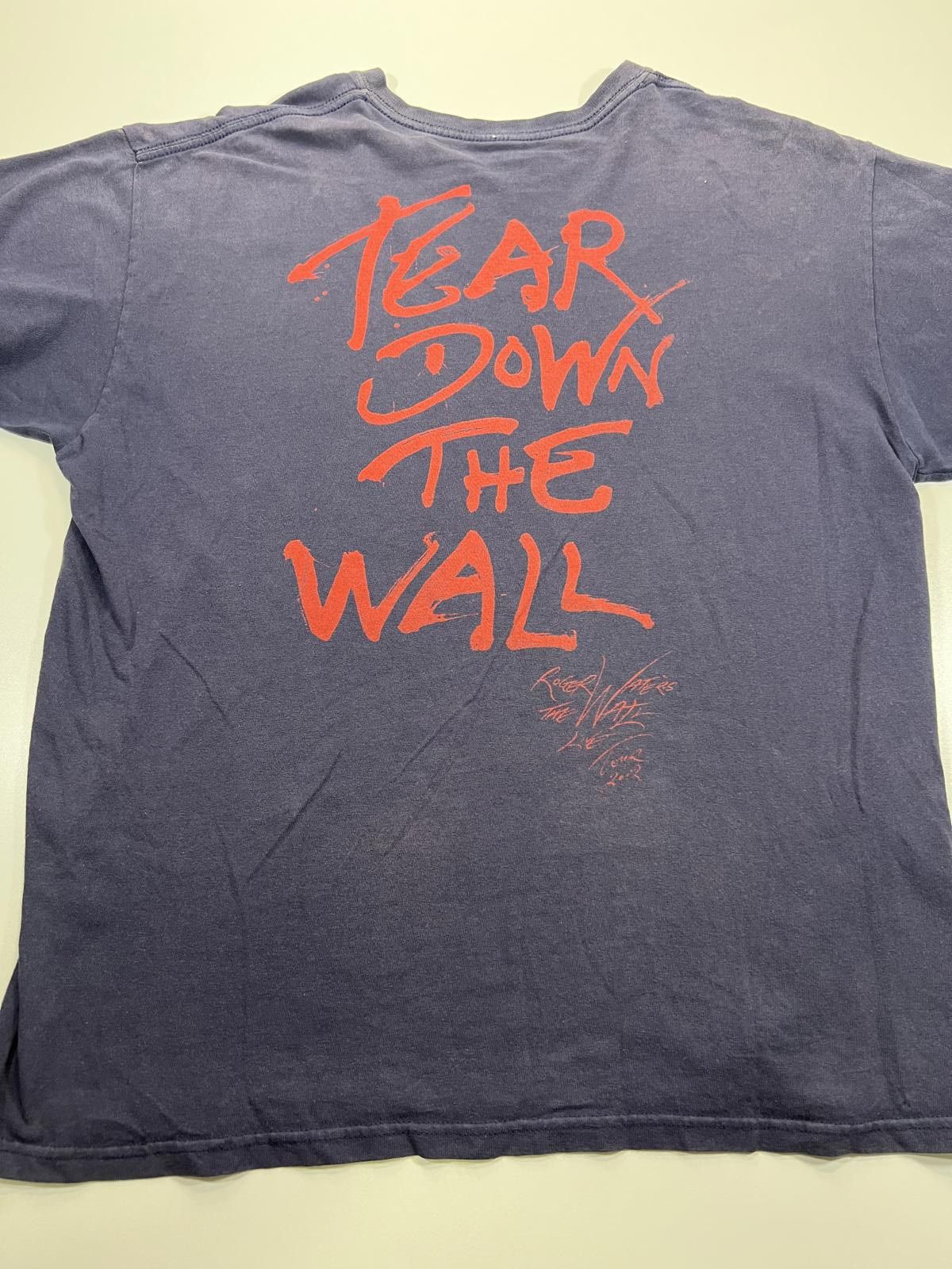 Unknown London 2012 Pink Floyd Tear Down The Wall Shirt M Roger Waters tour Size US M / EU 48-50 / 2 - 10 Thumbnail