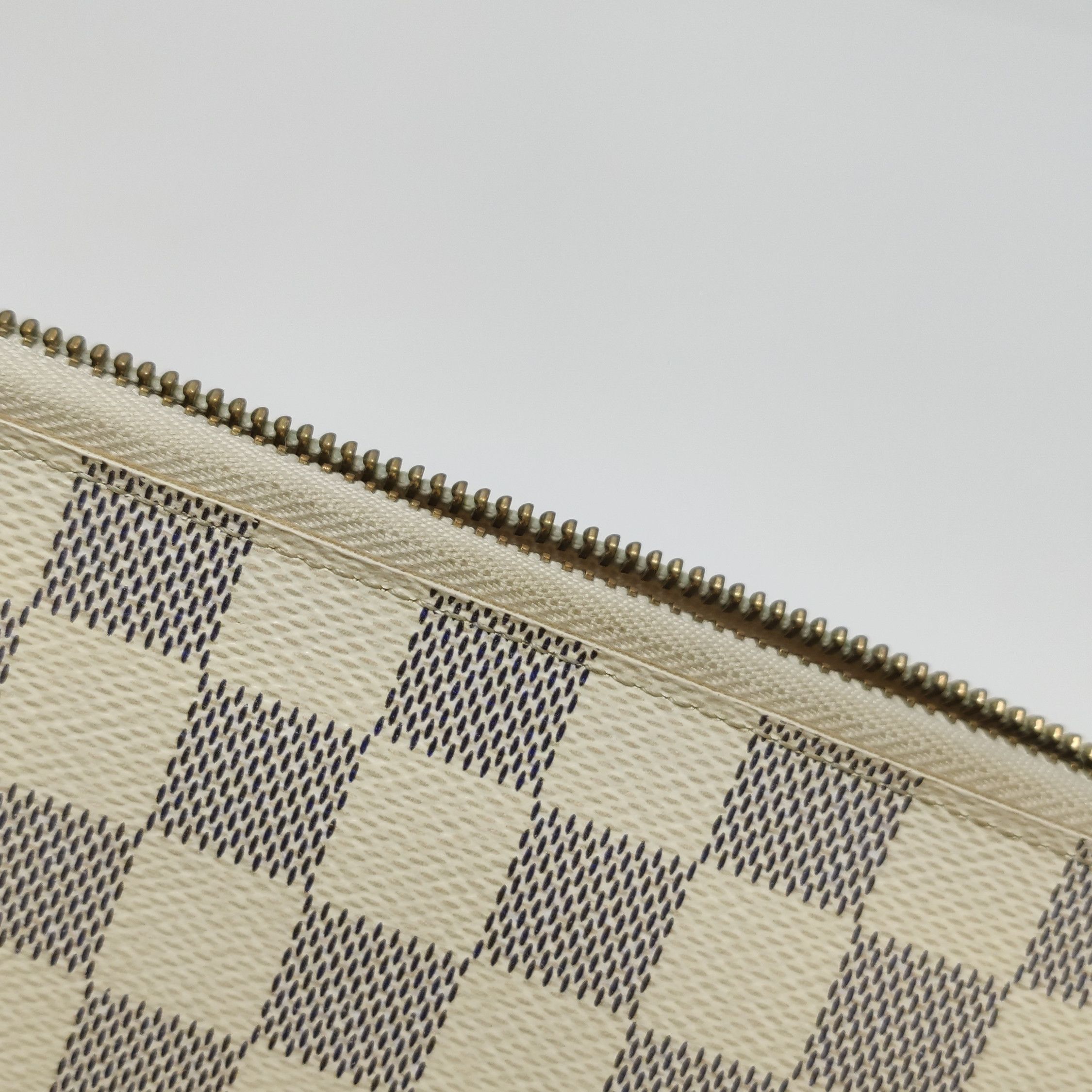 Louis Vuitton Louis Vuitton (LV) Zippy Checkerboard Zipper Clutch -y2506 Size ONE SIZE - 6 Thumbnail