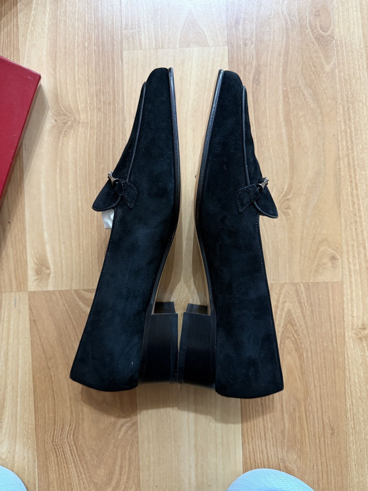 Salvatore Ferragamo Salvatore Ferragamo suede loafers in black with box Size US 6.5 / IT 36.5 - 4 Thumbnail