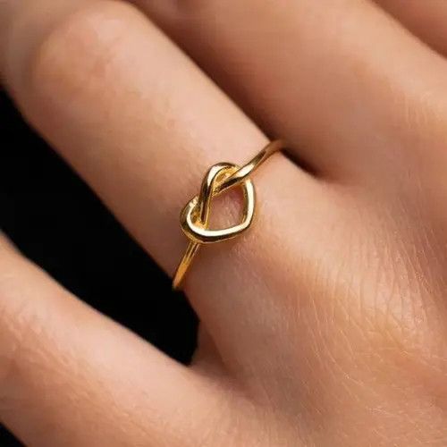 Japanese Brand × Vintage Women's ring with heart Size ONE SIZE - 1 Thumbnail