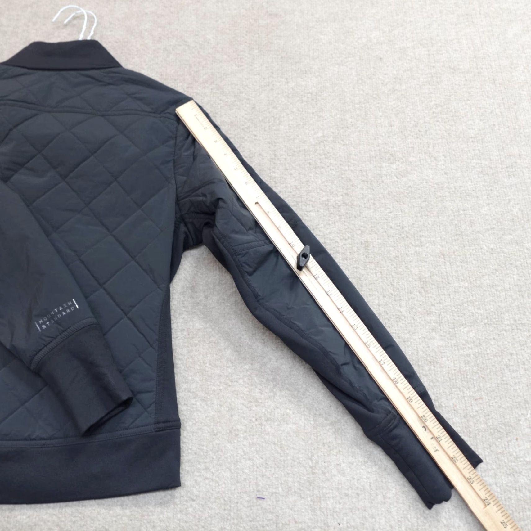 Vintage VINTAGE Mountain Standard Womens Jacket S Black Full Zip Bomber Quilted Down Size S / US 4 / IT 40 - 7 Thumbnail