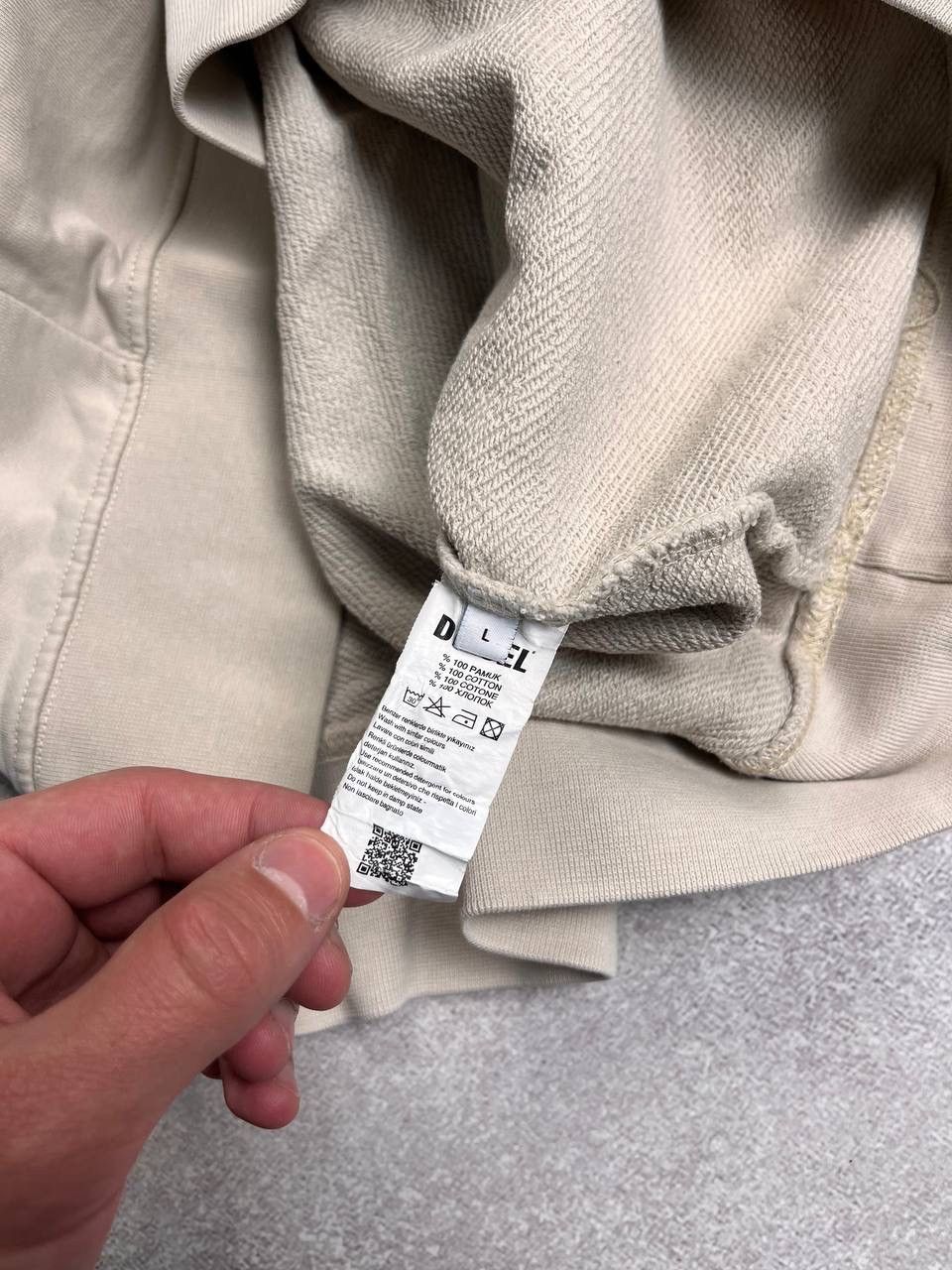 Diesel × Vintage VINTAGE DIESEL ARCHIVAL CREAM BOXY SWEATSHIRT Y2K L Size US L / EU 52-54 / 3 - 4 Thumbnail