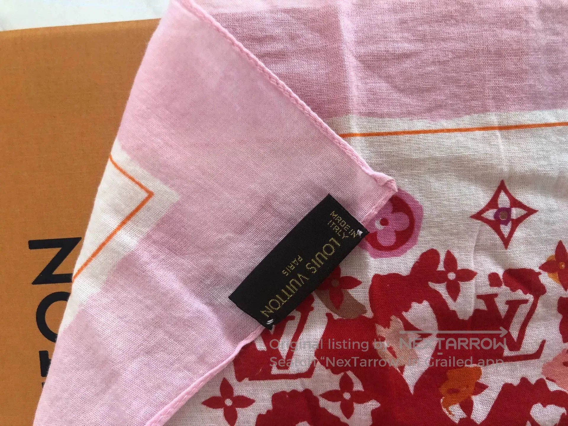 Louis Vuitton Louis Vuitton Pink Graffiti Bandana Scarf. Size ONE SIZE - 4 Thumbnail