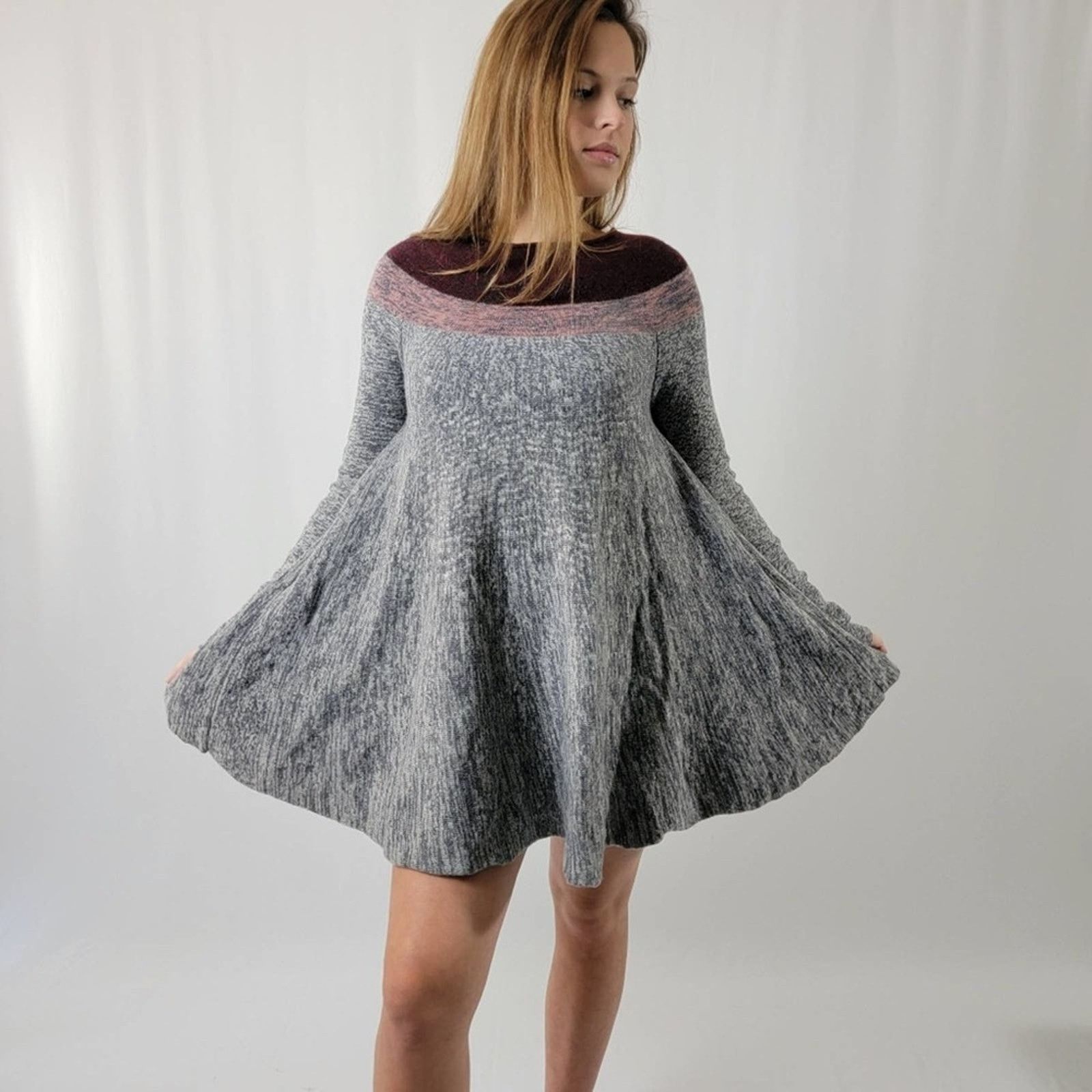 Bcbgmaxazria BCBGMaxAzria Sweater Dress - S Size S / US 4 / IT 40 - 2 Thumbnail