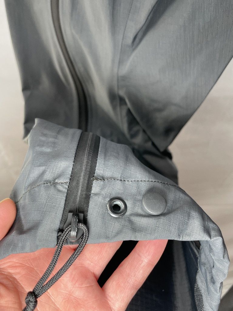 Arc'teryx ARCTERYX LEAF Alpha Gen 2 Wolf Gore Tex Pro Pant Size US 30 / EU 46 - 14 Thumbnail