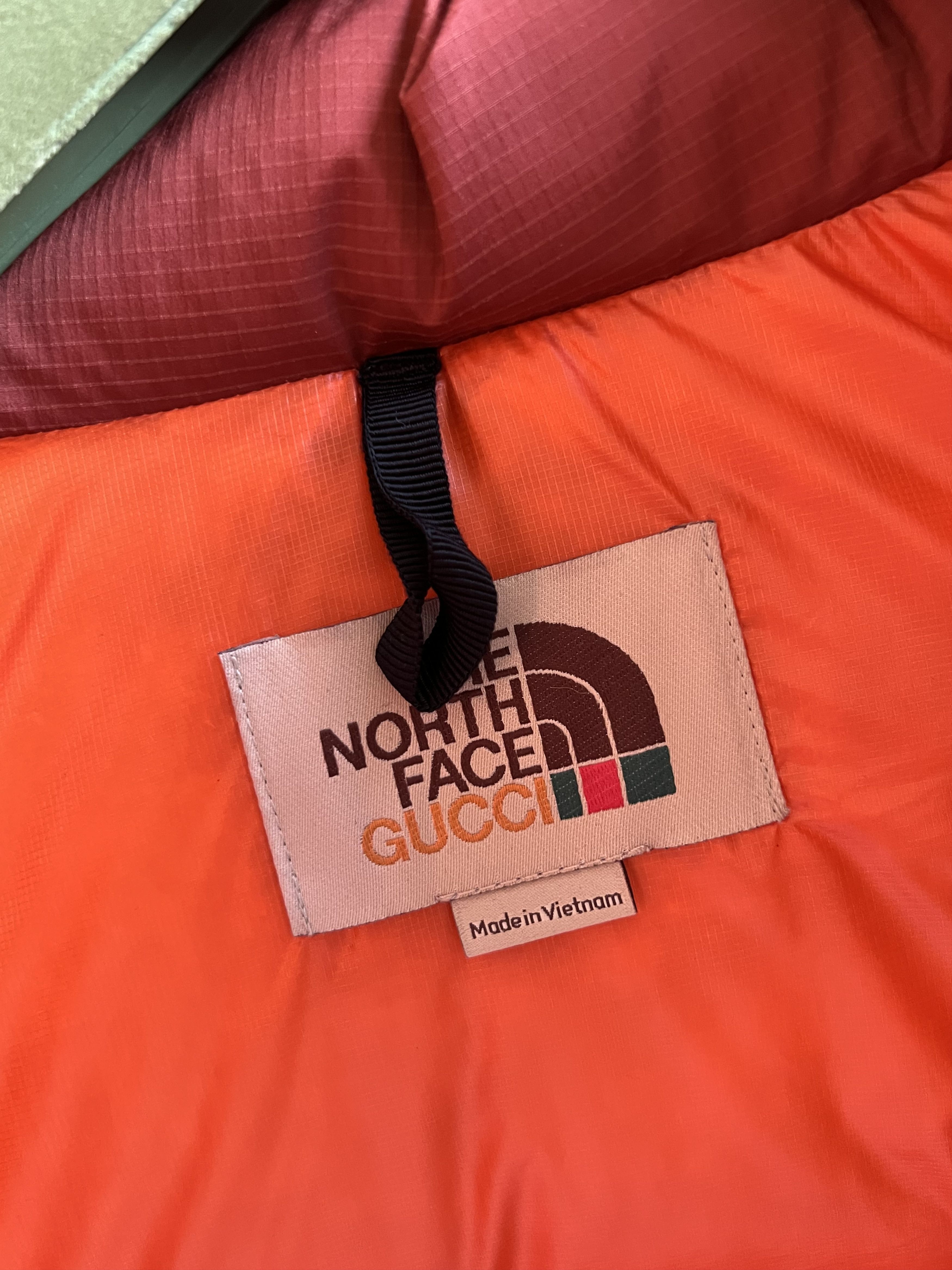 Gucci × The North Face Gucci x The North Face Orange Puffer Down Vest (M) Size US M / EU 48-50 / 2 - 4 Thumbnail