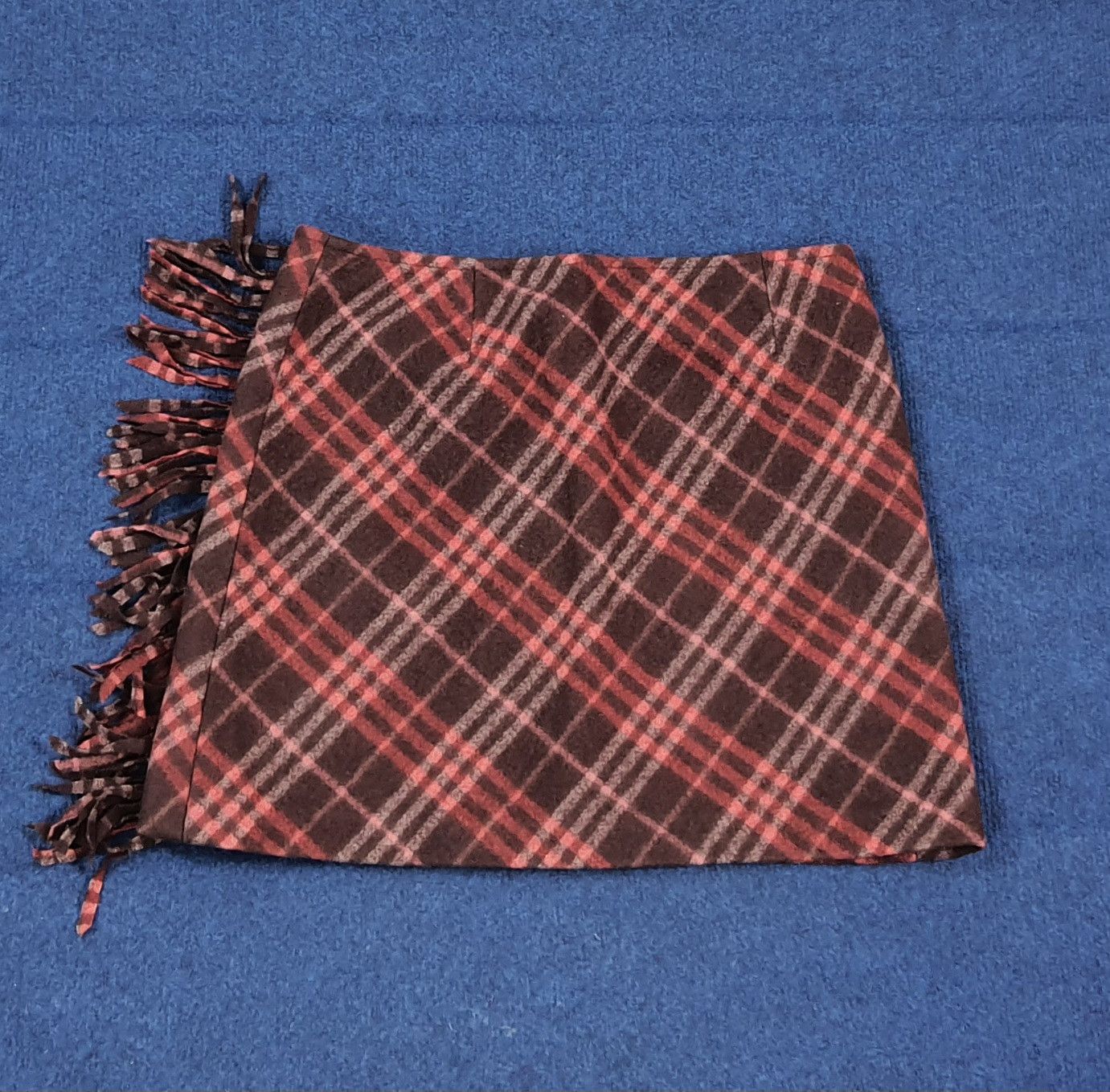 Burberry Vintage Burberry Blue Label Plaid Mini Skirt Fringe C297N28 Size 28" / US 6 / IT 42 - 3 Thumbnail