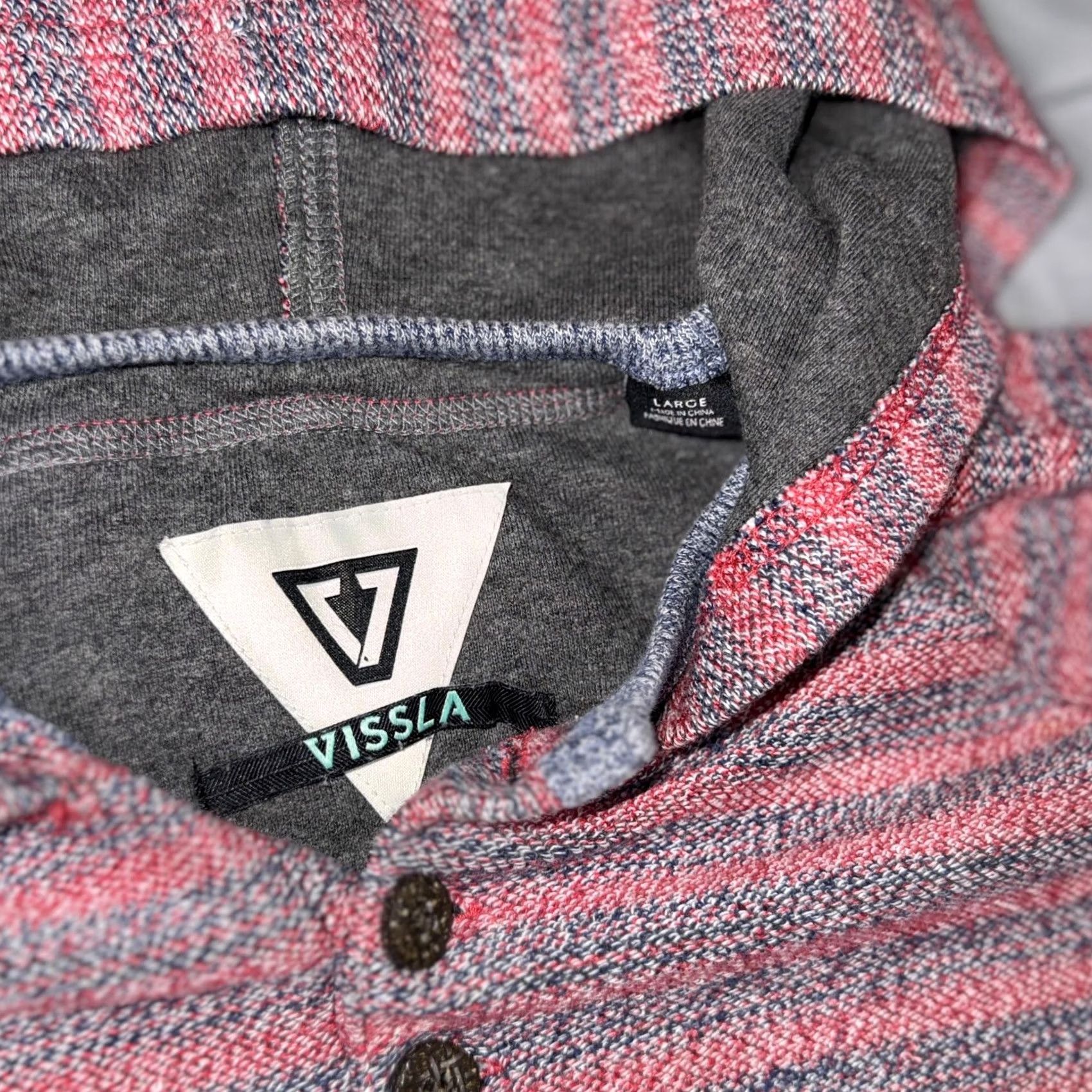 Vissla Vissla Hoodie Mens L Gray Red Striped Knit Henley Pullover Surf Casual Size US L / EU 52-54 / 3 - 3 Thumbnail