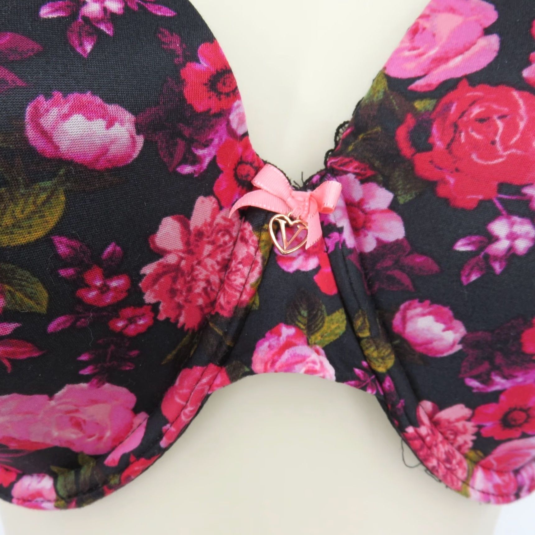 Victoria's Secret Victoria's Secret Bra 38D Pink Lined Perfect Coverage Underwire T-Shirt Floral 38 Band Womens Size ONE SIZE - 3 Thumbnail