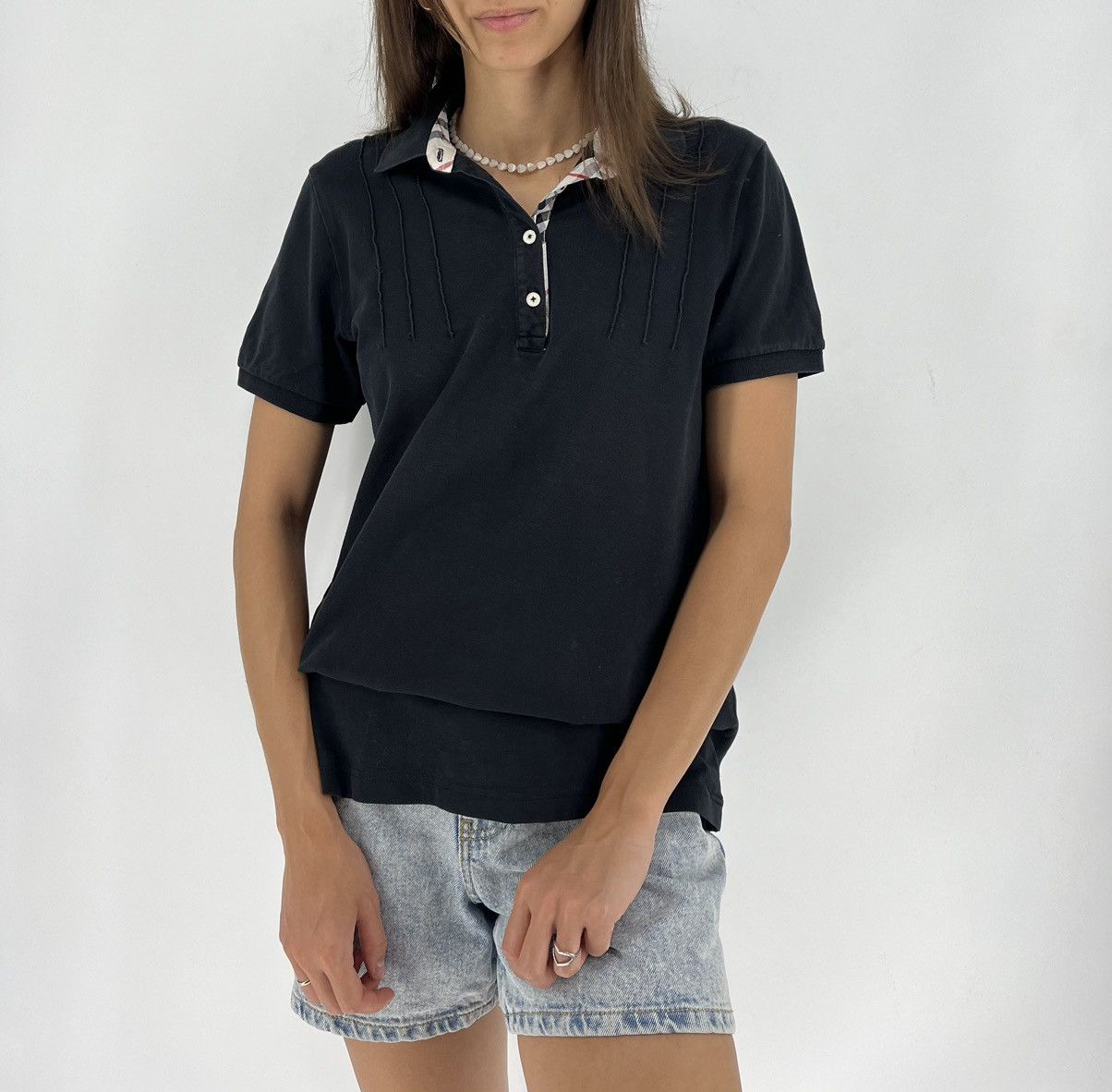 Other Vintage Y2K Burberry Luxury Polo V Neck T-shirt Streetwear Size US XL / EU 56 / 4 - 1 Thumbnail
