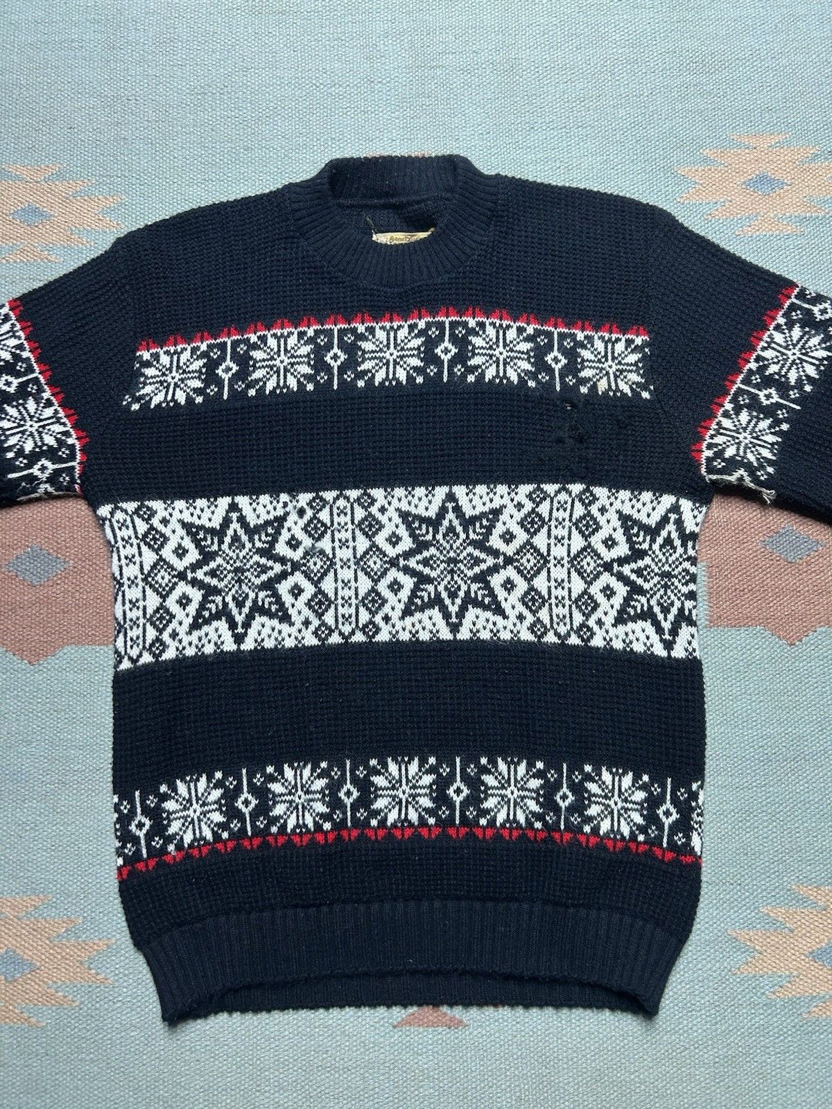 Vintage 1960s wool knit sweater Great Lakes wool Nordic snowflake M Size US M / EU 48-50 / 2 - 2 Thumbnail