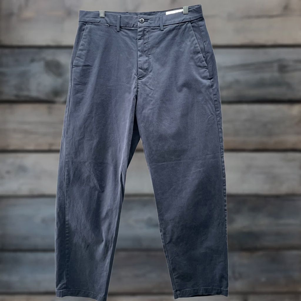 Gap Gap Chino Pants Mens 32x32 (32x30) Navy Blue Khaki Baggy Fit Relaxed Stretch Size US 32 / EU 48 - 1 Thumbnail