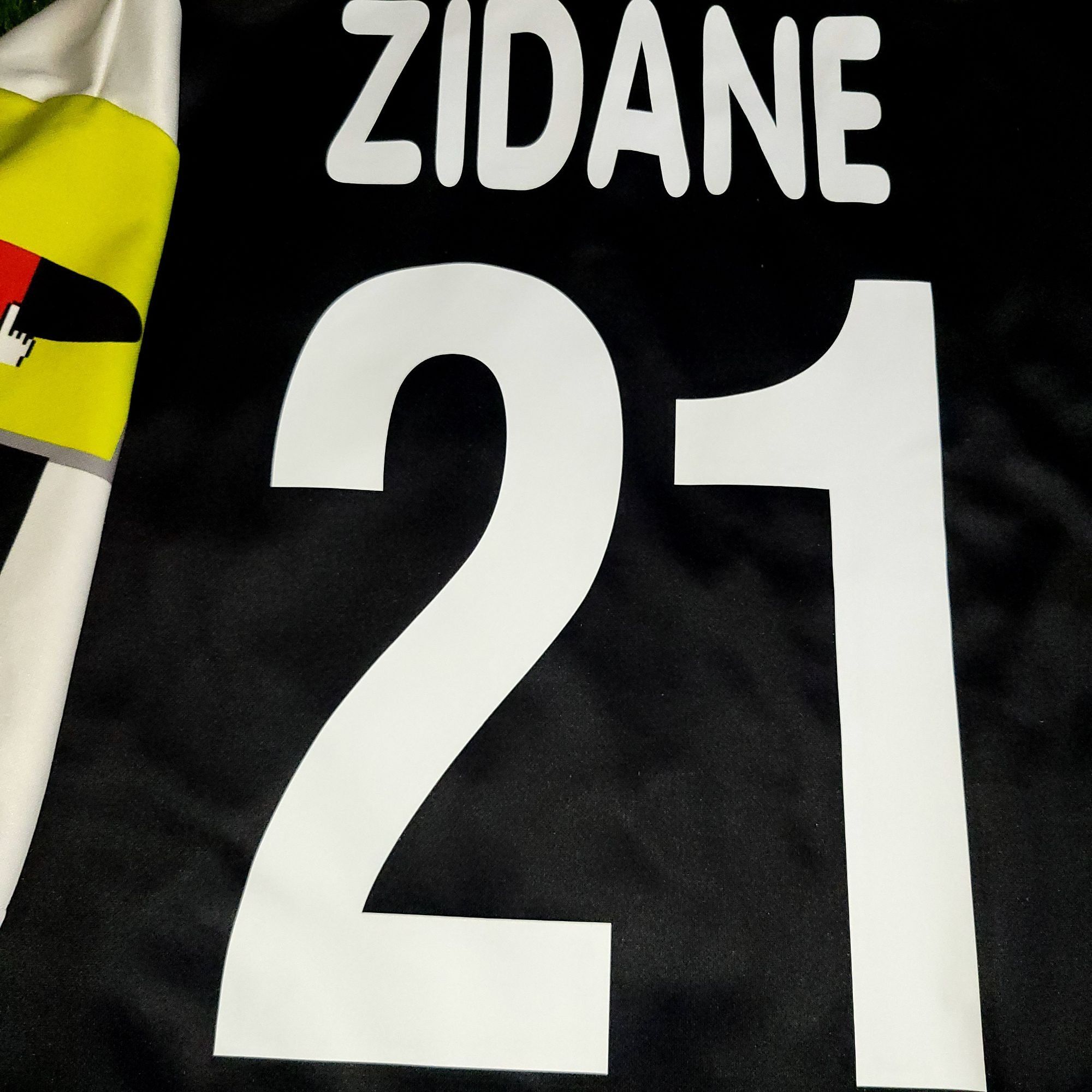 Lotto Sport Zidane Juventus 2000 2001 Lotto CIAO WEB Soccer Jersey XL Size US XL / EU 56 / 4 - 4 Thumbnail