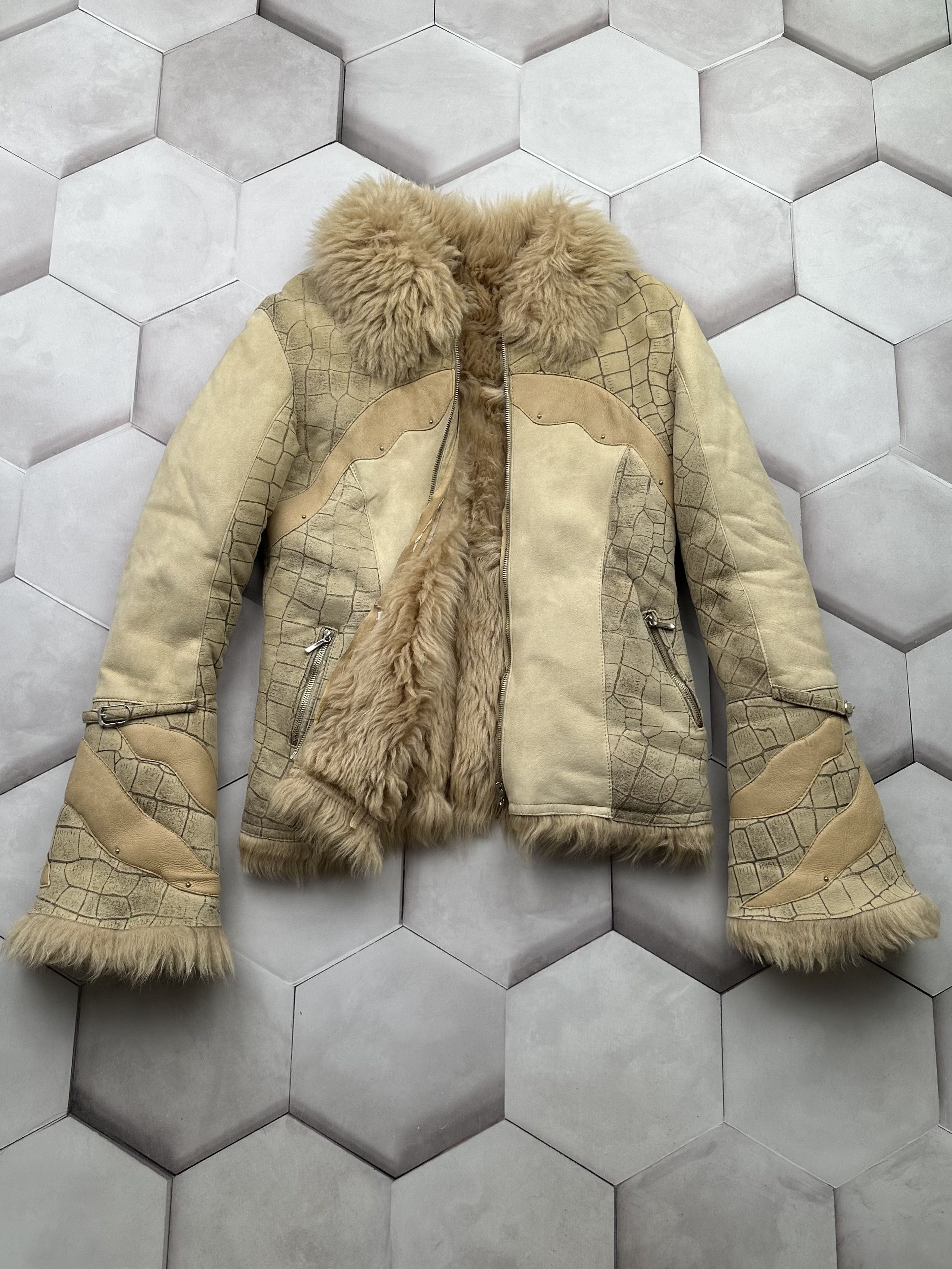 image of Avant Garde x Leather Jacket Vintage Real Suede Leather/fur Cropped Jacket in Beige, Women's (Size 