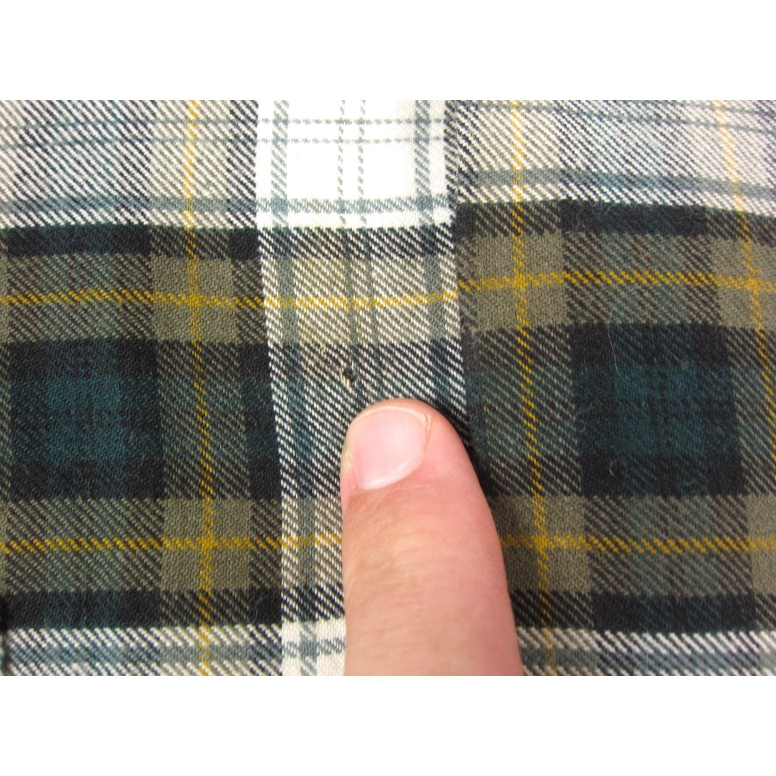 Vintage VINTAGE Marshall Field & Company Shirt Mens Large Green Plaid Wool Flannel Button-Up 60s 60s Outdoor Pockets Mens Size US L / EU 52-54 / 3 - 7 Thumbnail