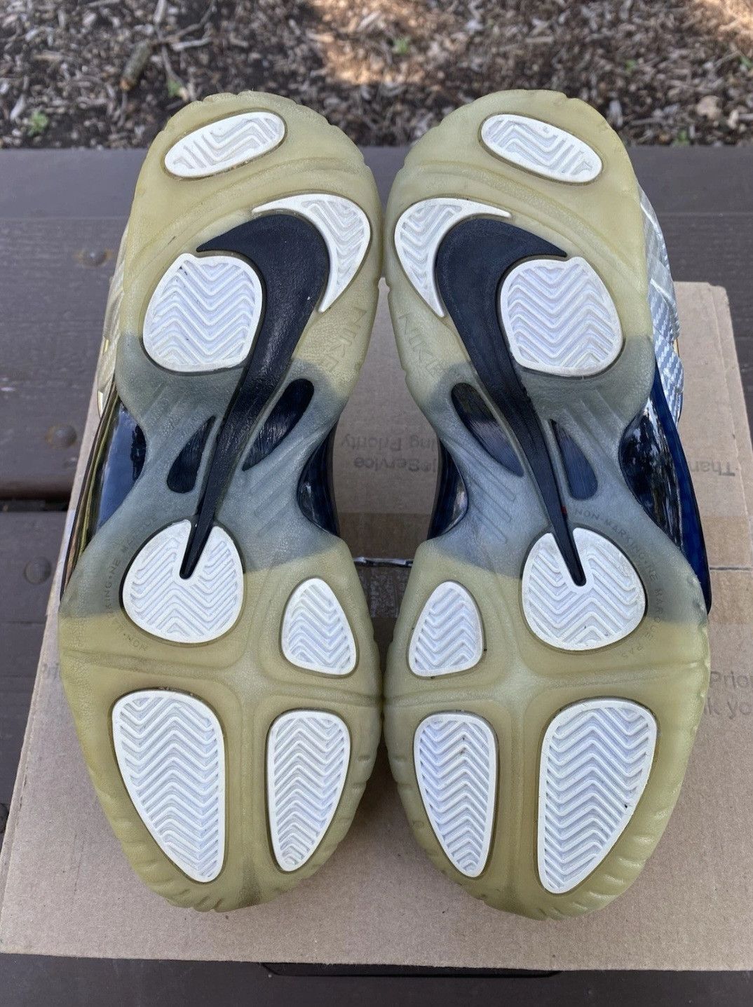 Nike Nike Little Posite Foamposite Pro GS Silver Surfer Size US 7 / EU 40 - 5 Thumbnail