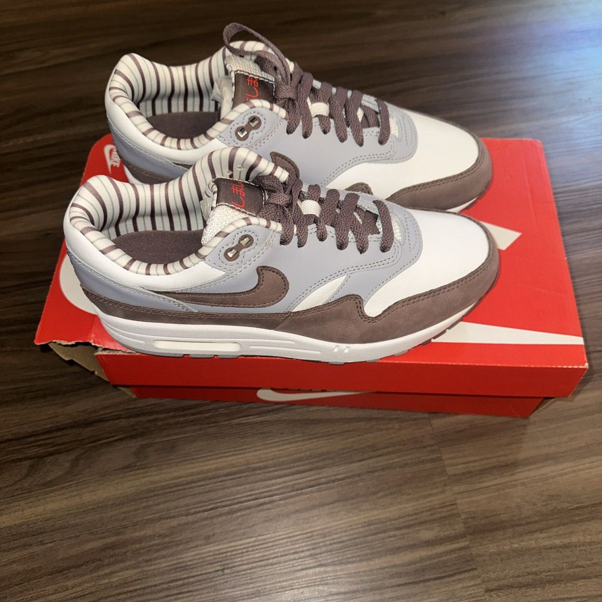 Nike Nike Air Max 1 PRM Shima Shima M Sz 7.5 Summit - White Plum Size US 7.5 / EU 40-41 - 2 Thumbnail
