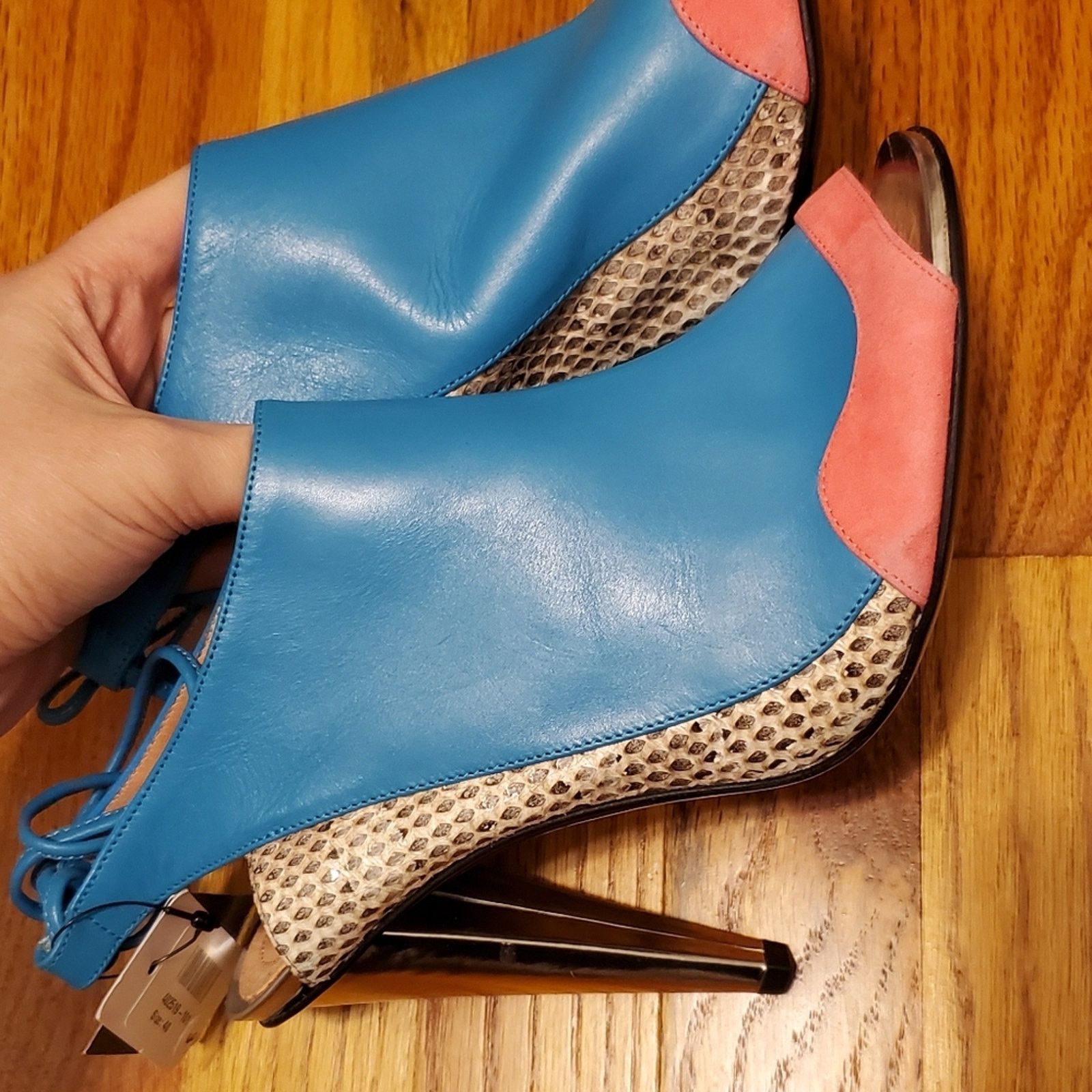 Roland Mouret Roland Mouret Bright Blue Peep Toe Heels Size 40 EU Size US 9 / IT 39 - 4 Thumbnail