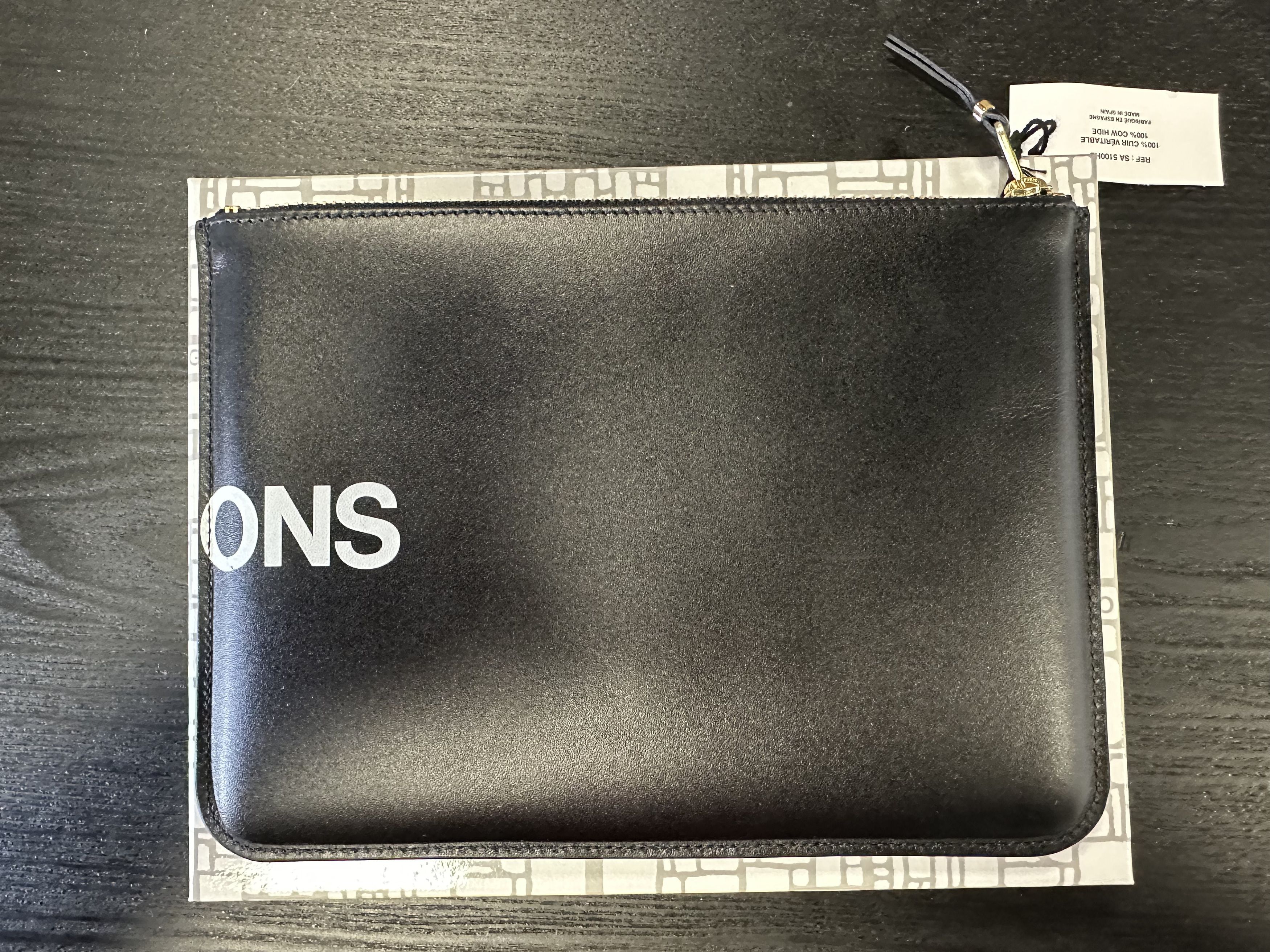 Comme des Garcons Comme des Garçons Huge Clutch Logo in Black Size ONE SIZE - 2 Thumbnail