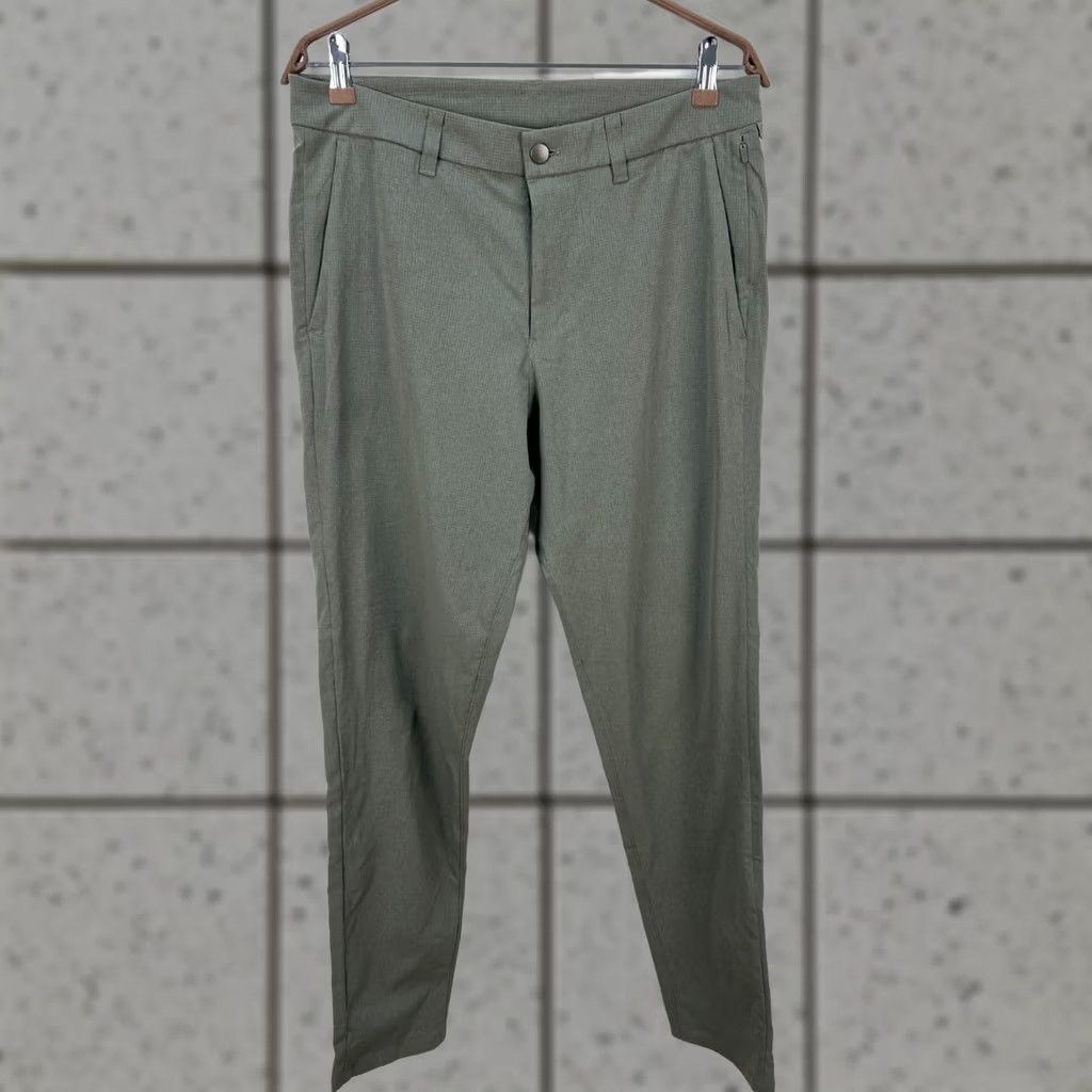 Lululemon Lululemon Commission Slim Fit Pants Green Mens Size 32 Size US 32 / EU 48 - 1 Thumbnail