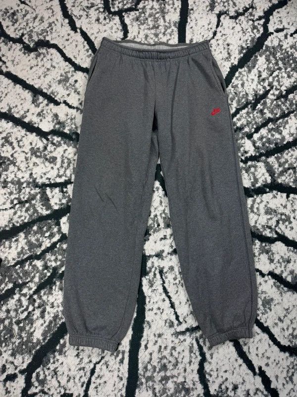 Nike Vintage wide leg Nike tracksuit pants gray S Size US 30 / EU 46 - 2 Thumbnail