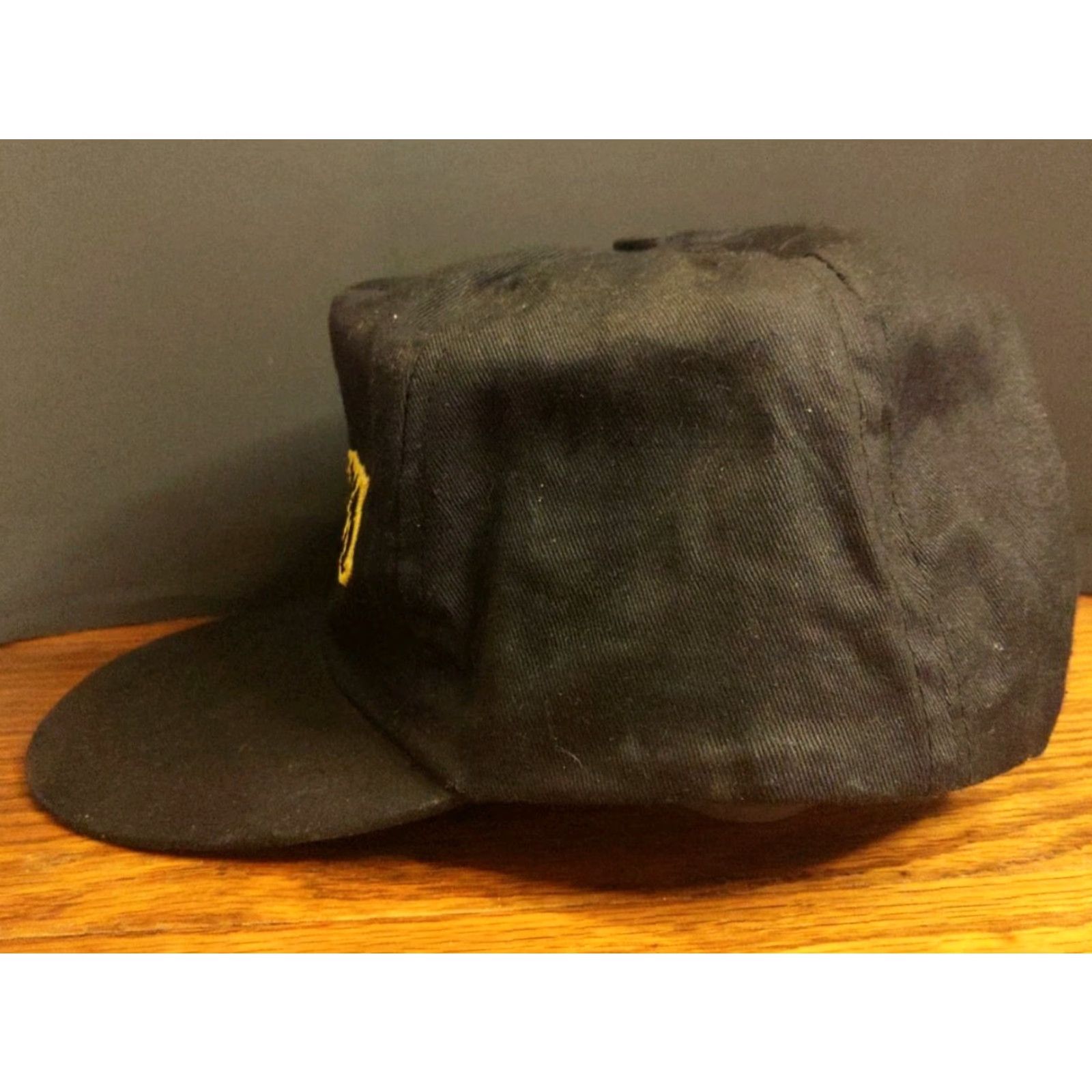 Vintage VINTAGE Universal Iowa Hawkeyes Hat Cap Black Snapback Spell Out Collegiate Sports Universal Hat Mens Adjustable Black Canvas 90s Hawkeyes College"} Size ONE SIZE - 4 Thumbnail