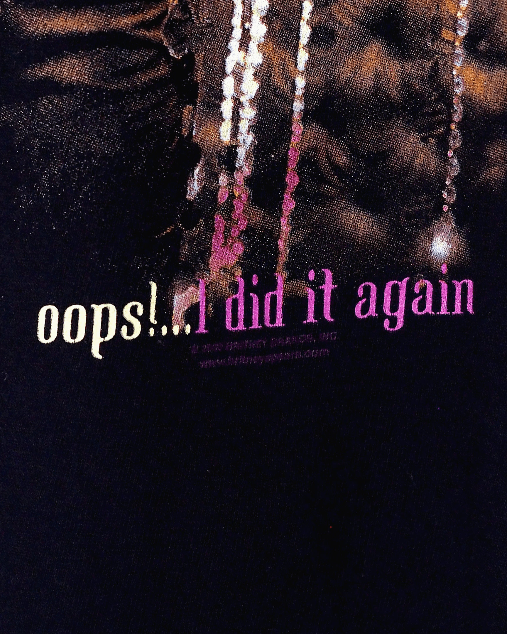 Vintage Vintage 2000 Britney Spears Oops I Did It Again Tour Shirt L Size US L / EU 52-54 / 3 - 6 Thumbnail