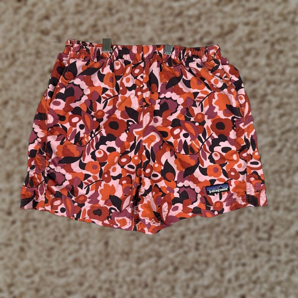 Patagonia Patagonia Utility Shorts Womens XS Pink Floral Print Baggies Hiking Swim Beach Size 26" / US 2 / IT 38 - 1 Thumbnail