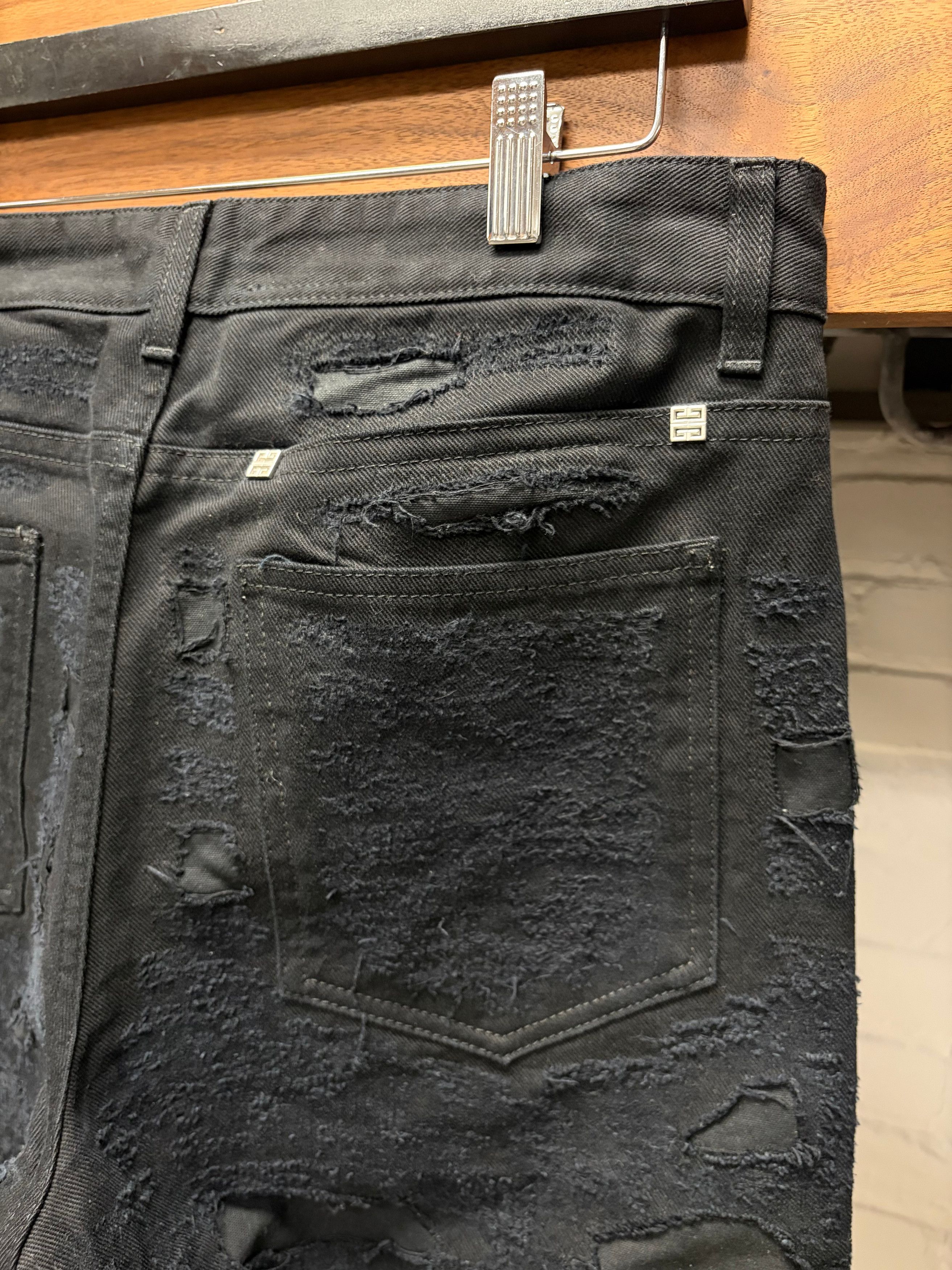 Givenchy AW2022 Givenchy by Matthew Williams ‘Boro’ Repaired Black Denim Size US 33 - 5 Thumbnail