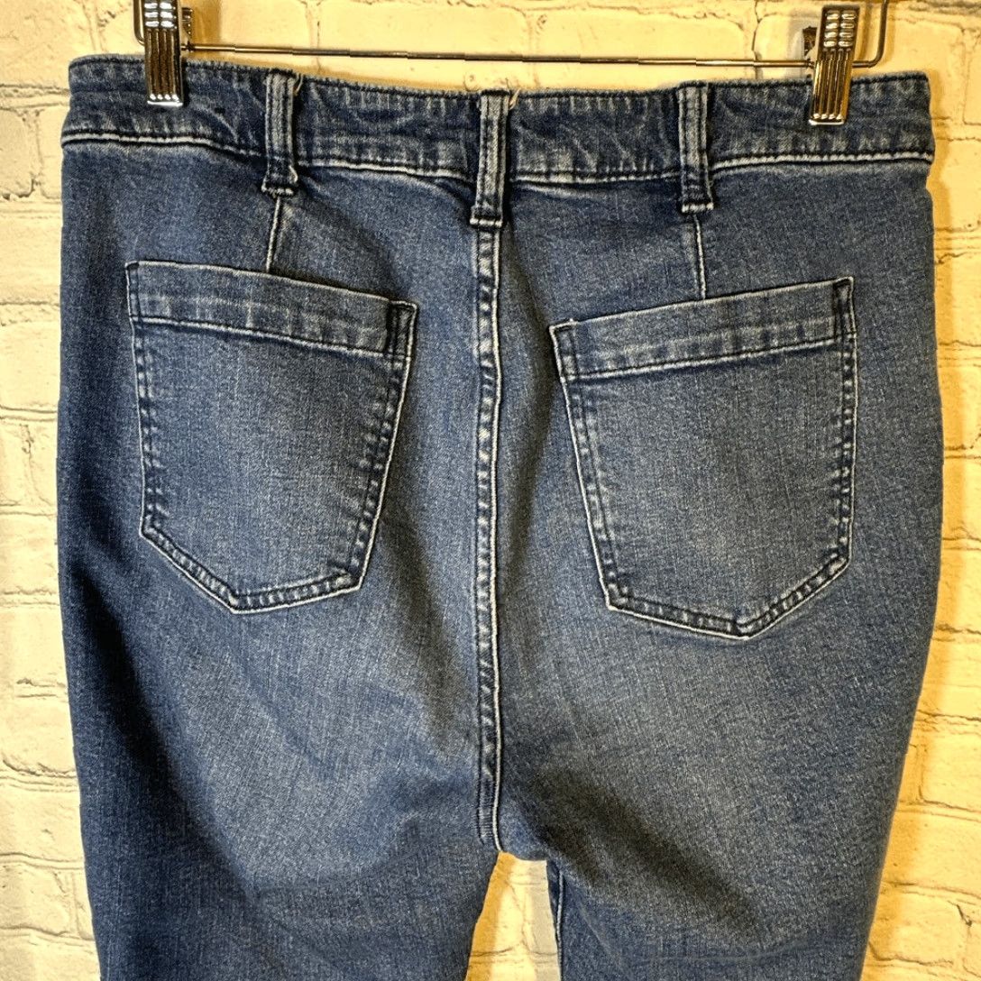 Gap VINTAGE Gap 70s Flare Jeans Women’s 10 High Waisted Button Pocket Medium Wash Stretch Jeans Blue Women Ladies Pants 70s Flare Wide-Leg Mens? Size 32" / US 10 / IT 46 - 7 Thumbnail