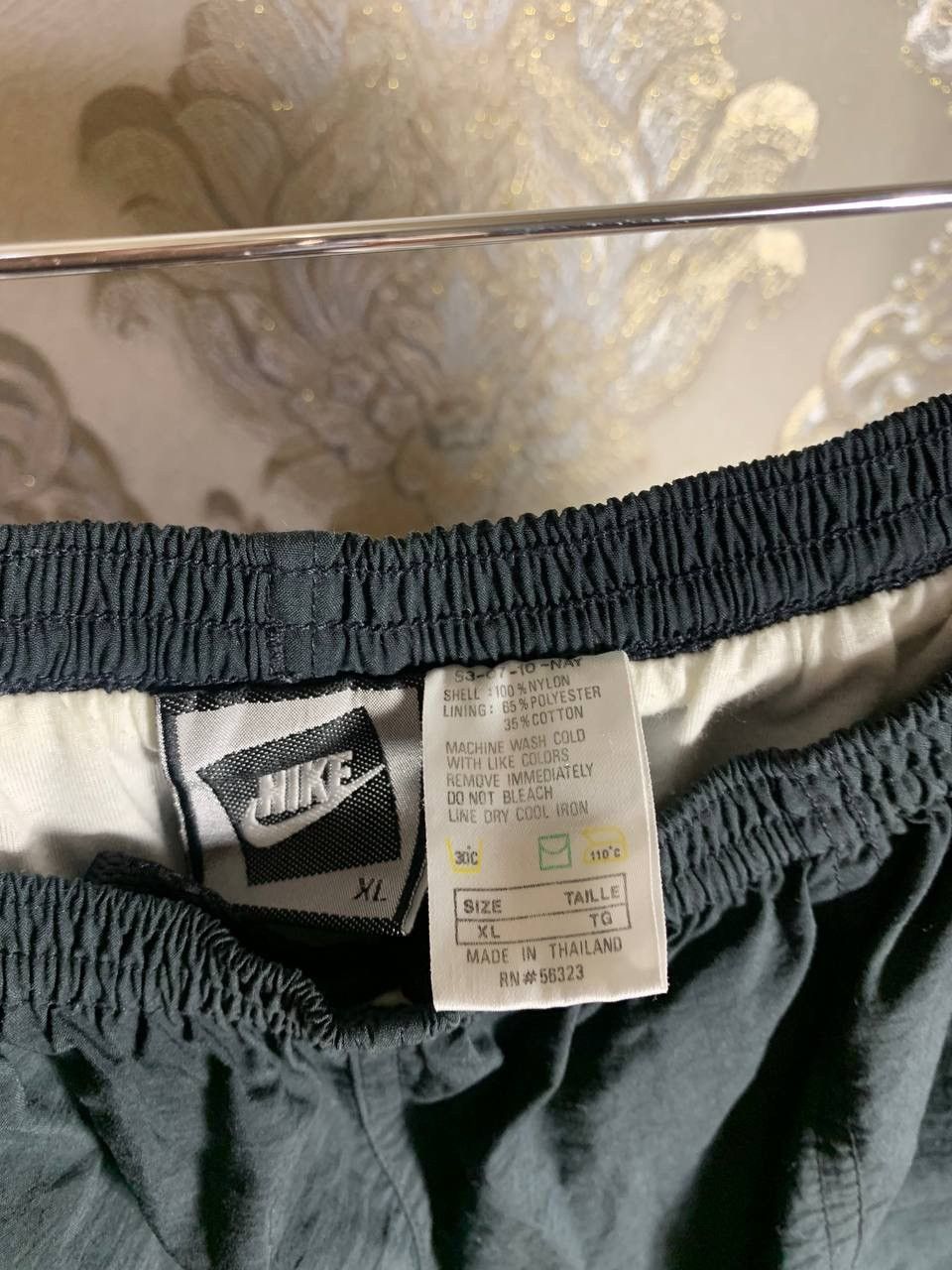 Nike VINTAGE NIKE CHALLENGE COURT NYLON RETRO DRILLL USA Y2K 90s Size US 36 / EU 52 - 5 Thumbnail