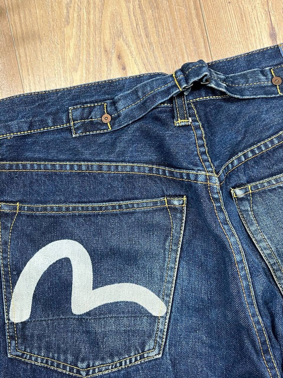 Evisu 00’s EVISU LOT 0002 POCKET LOGO WHITE DAICOCK BAGGY DENIM Size US 30 / EU 46 - 4 Thumbnail