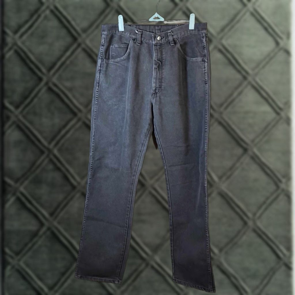 Wrangler VINTAGE Wrangler Jeans Men's 32x32 Black Fade Cowboy Grunge Straight Denim Size US 32 / EU 48 - 1 Thumbnail
