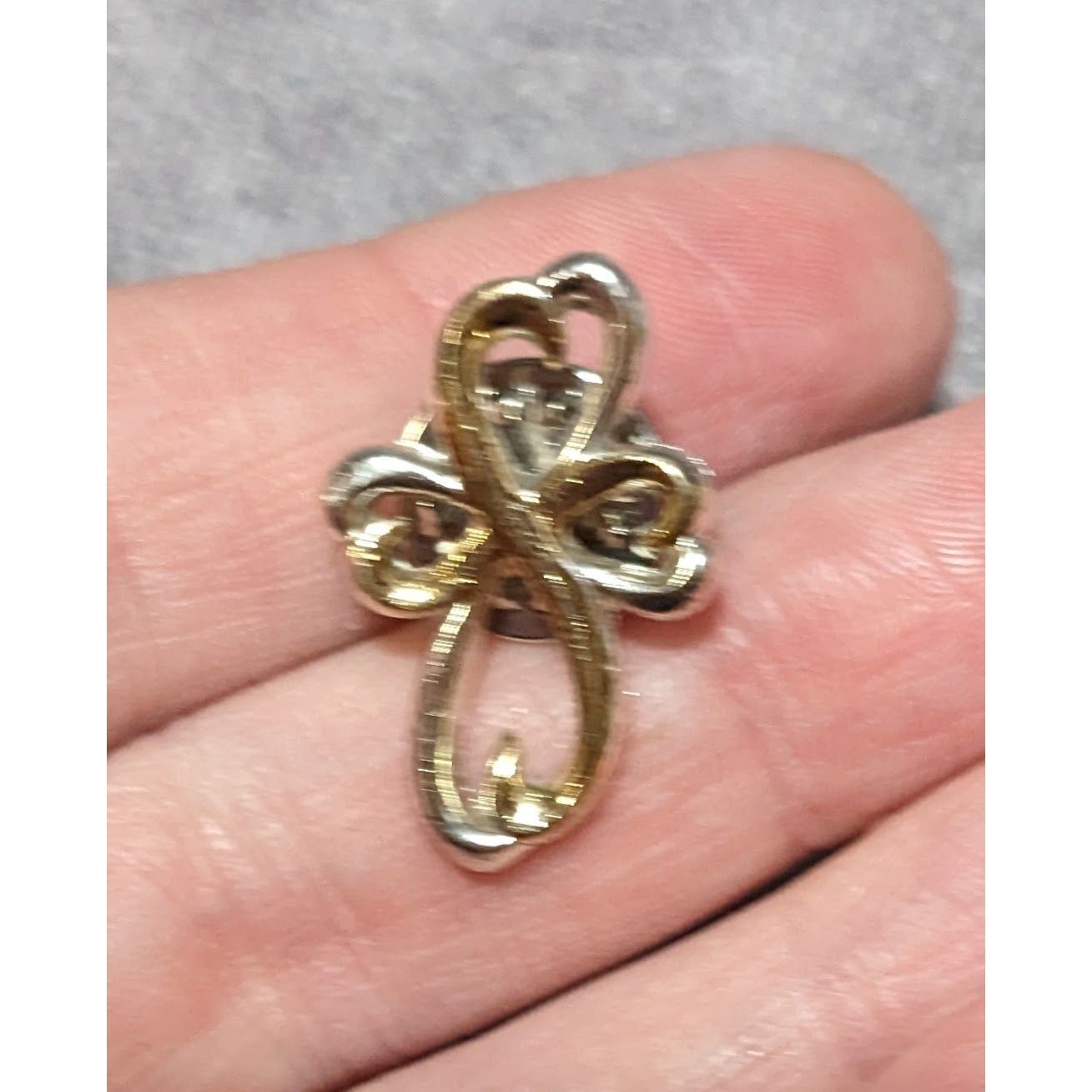 Other Vintage Shamrock Cross Two Tone Stylized Lapel Pin Size ONE SIZE - 4 Thumbnail