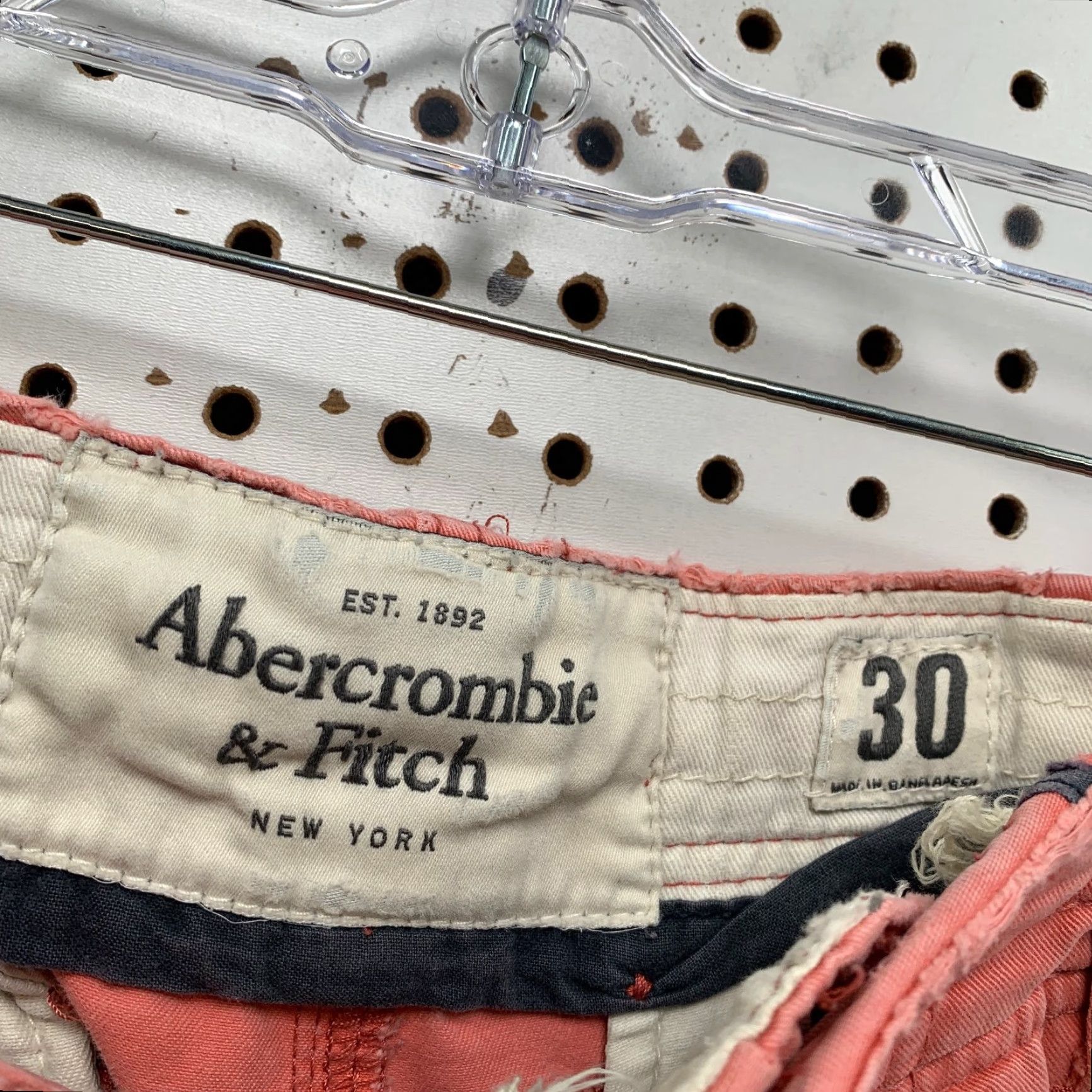 Abercrombie & Fitch Vintage Abercrombie & Fitch Shorts Mens 30 Pink Military Canvas Chino Baggy Size US 30 / EU 46 - 3 Thumbnail