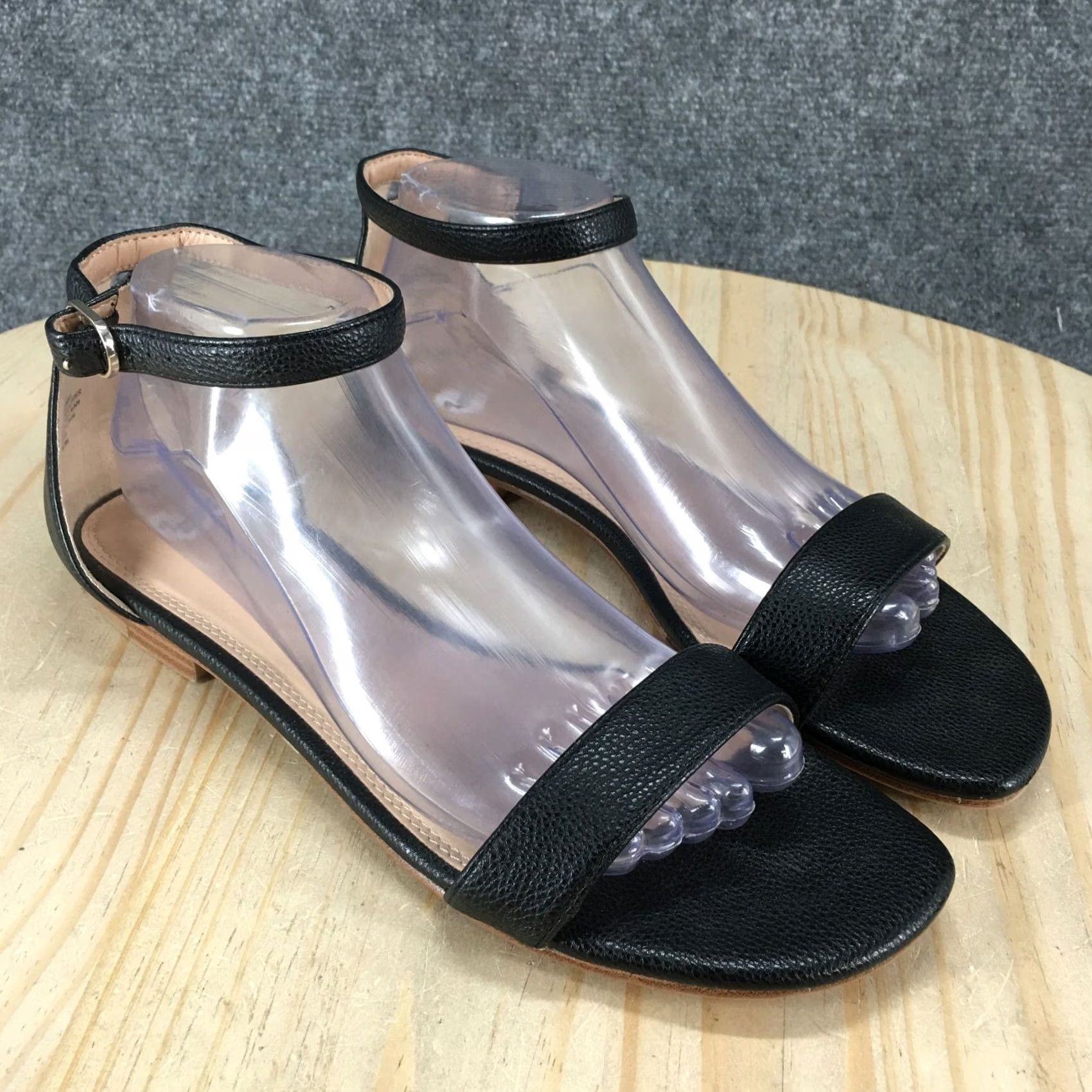 Vintage Kelly & Katie Sandals Womens 9.5 M Durka Ankle Strap Black Faux Leather Casual Sandal Womens Shoes Size US 10 / IT 40 - 3 Thumbnail