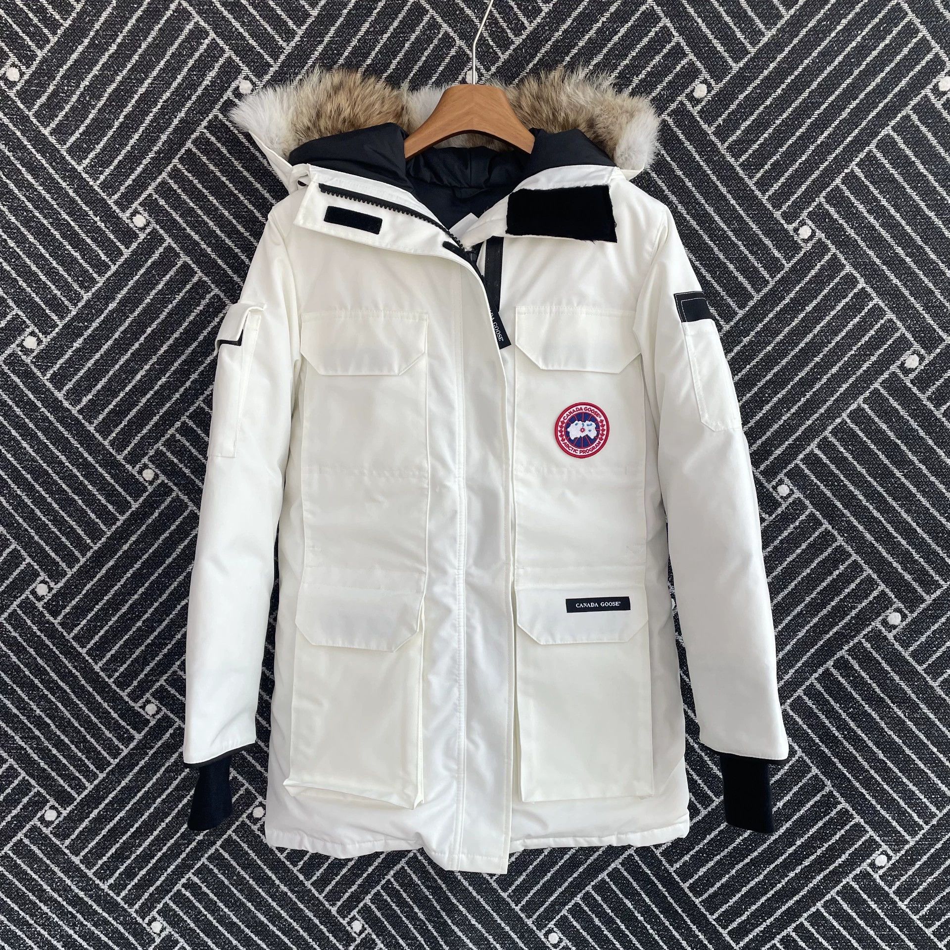 Canada Goose Canada Goose Expedition Parka Wmn Beichen White S Size S / US 4 / IT 40 - 1 Thumbnail