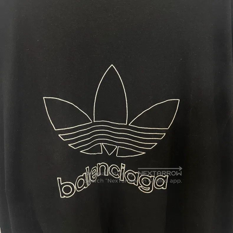 Balenciaga Balenciaga Black loose short-sleeve T-shirt Size US L / EU 52-54 / 3 - 3 Thumbnail